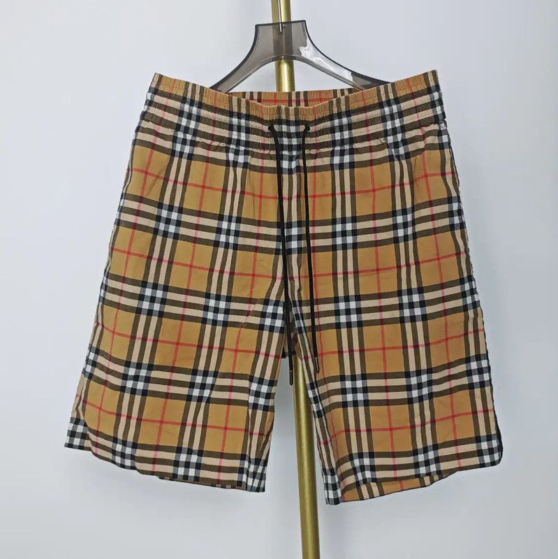 Burberry Burberry Summer Khaki Cotton Women's Shorts Size 28" / US 6 / IT 42 - 1 Thumbnail