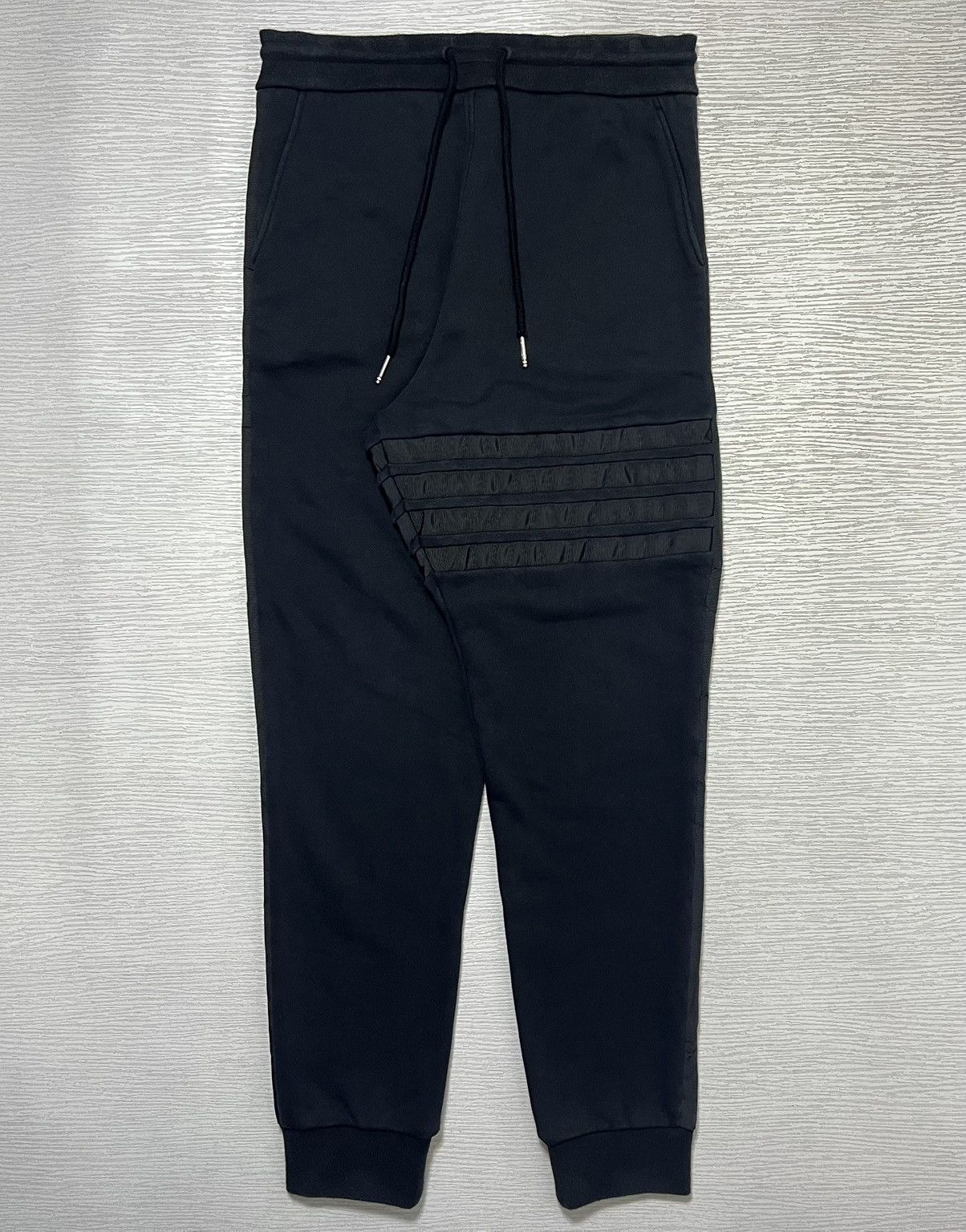 Thom Browne TB - Grosgrain Trimmed 4 Bar Loopback Jersey Sweatpants Size US 30 / EU 46 - 1 Thumbnail