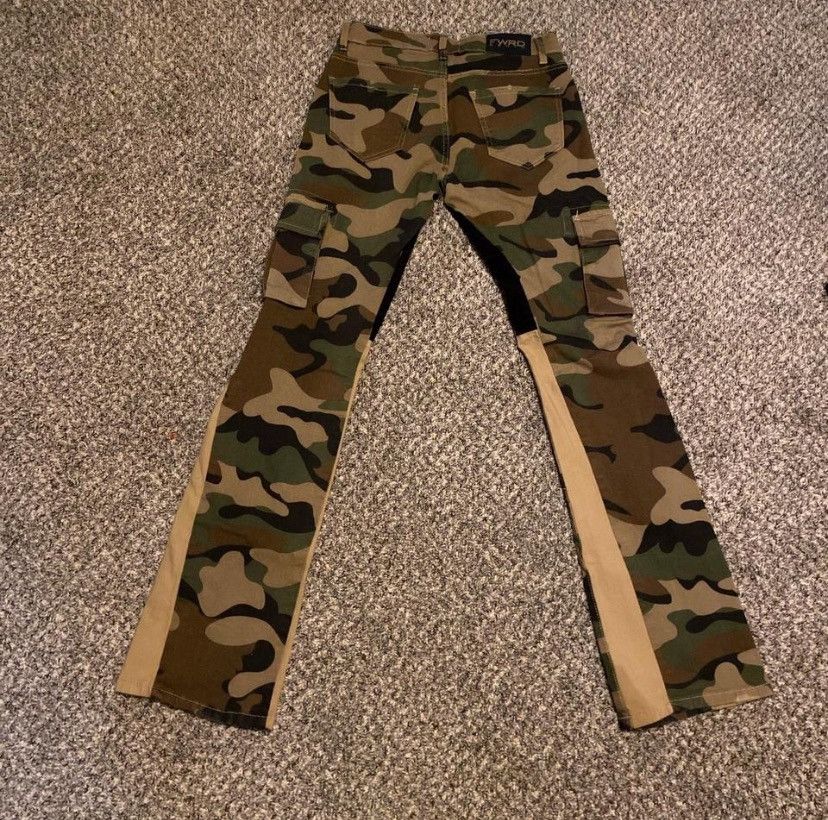 Other stacked camo pants Size US 29 - 2 Thumbnail