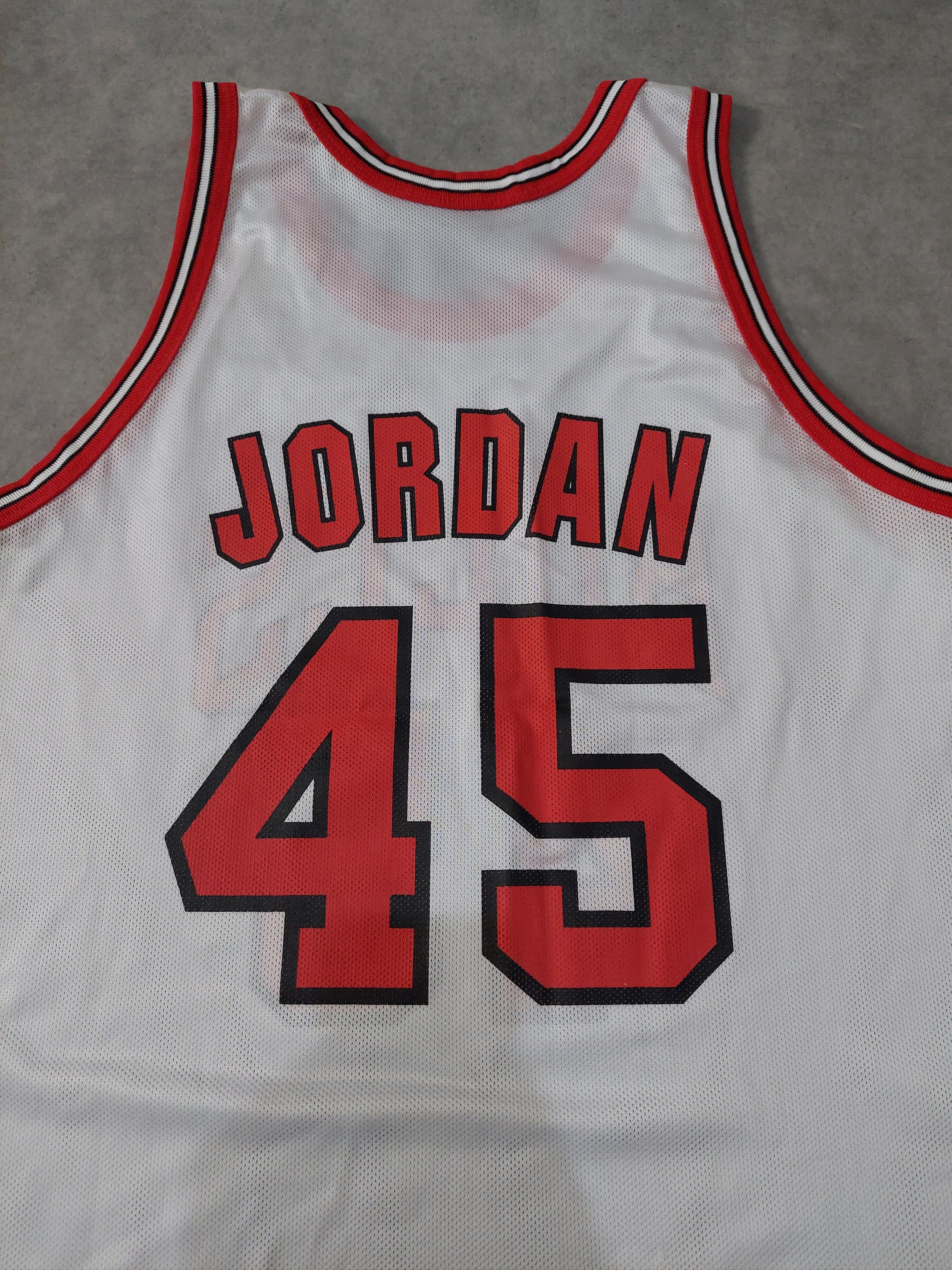 Champion Vintage Chicago Bulls Michael Jordan NBA Jersey ,size 48 Size US L / EU 52-54 / 3 - 8 Thumbnail