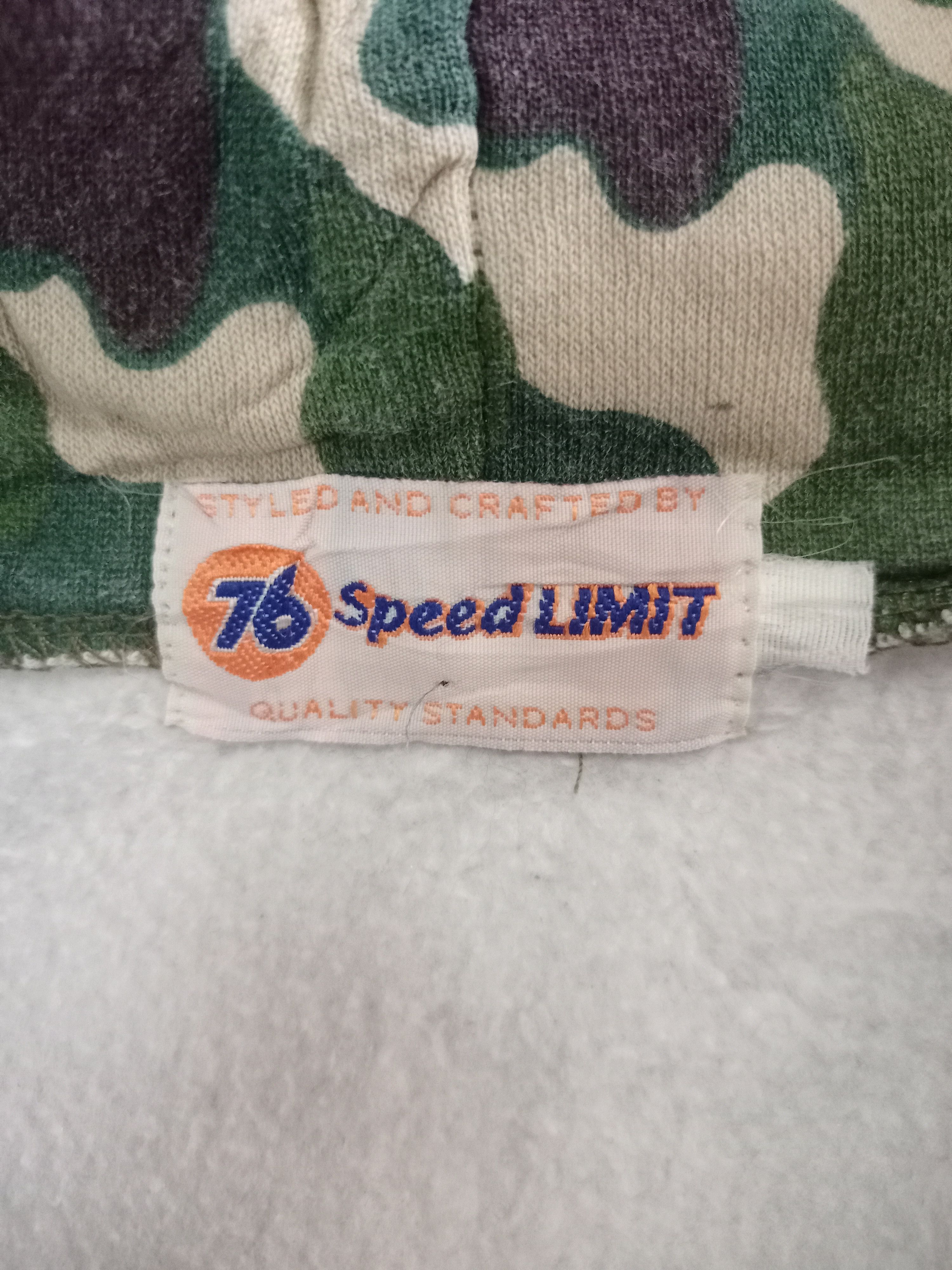 Japanese Brand Vintage Lubricant 76 Camouflage Pull Over Zipper Hoodie Size US S / EU 44-46 / 1 - 15 Thumbnail