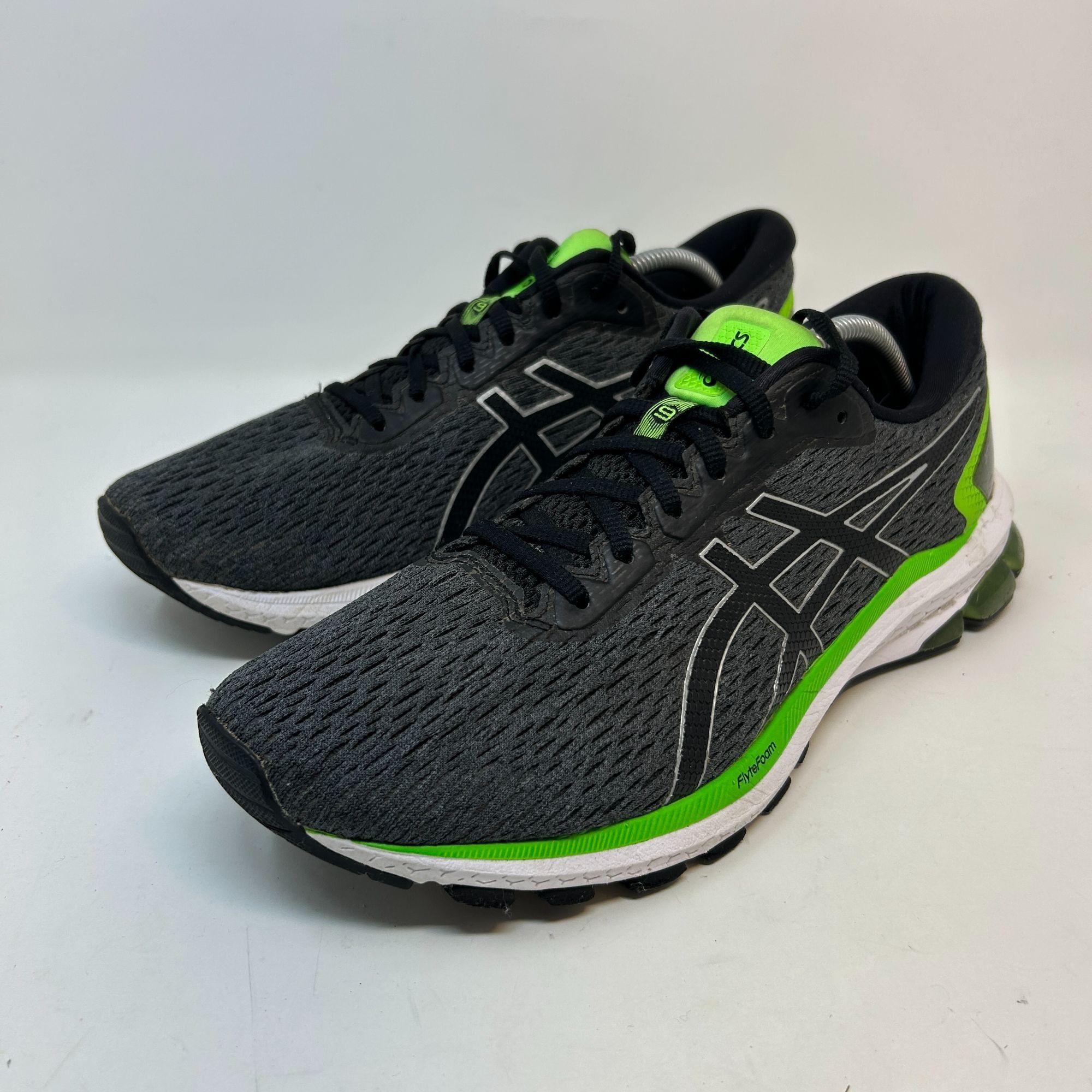 Asics ASICS Men Running shoe GT-1000 9 1011A770 sneakers Size 11.5 Size US 11.5 / EU 44-45 - 6 Thumbnail