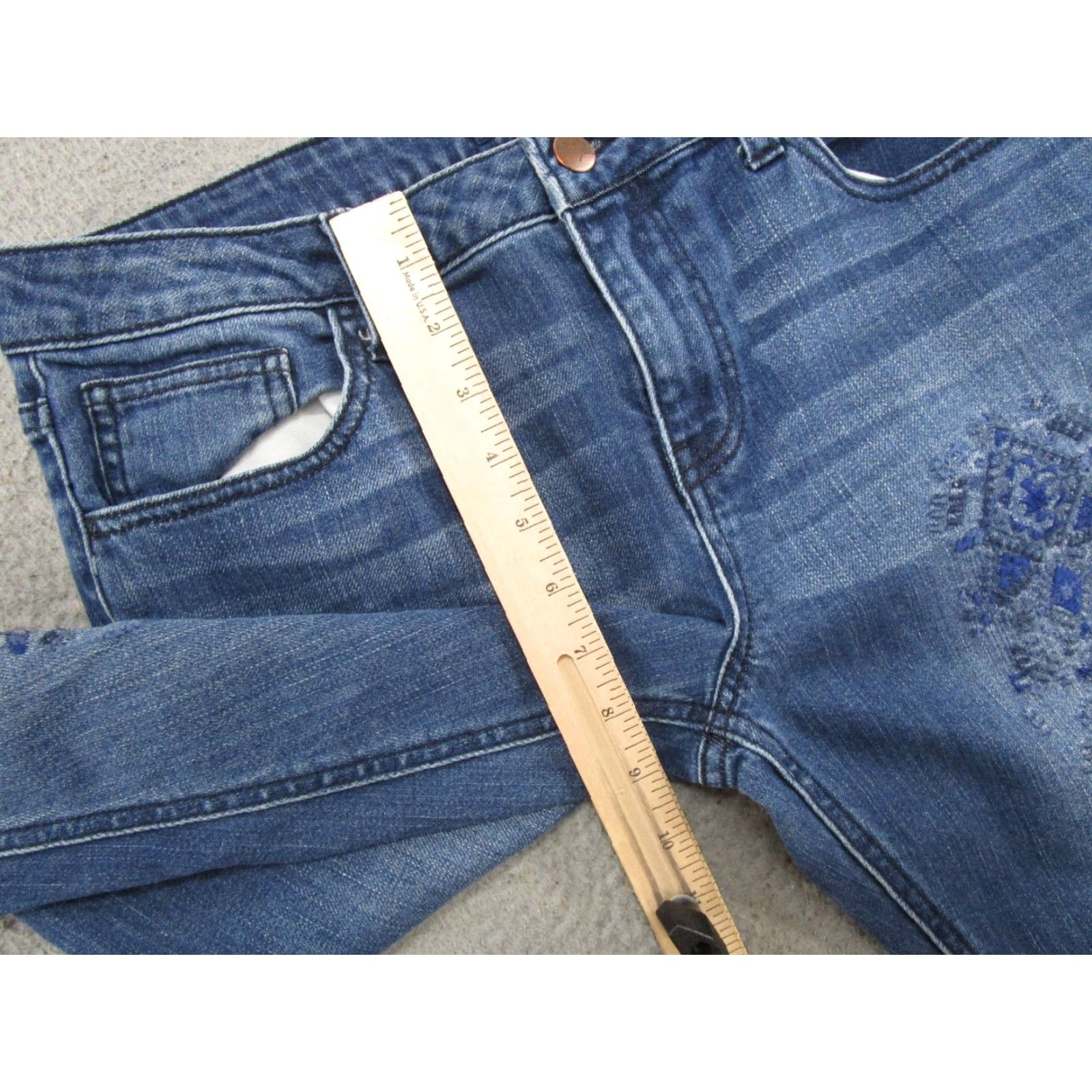 Wrangler Wrangler Womens Embroidered Aztec Navajo Skinny Jeans Junior 11/28 Blue Cotton Denim 5-Pocket Womens Jeans Aztec Vintage: No Size 32" / US 10 / IT 46 - 5 Thumbnail
