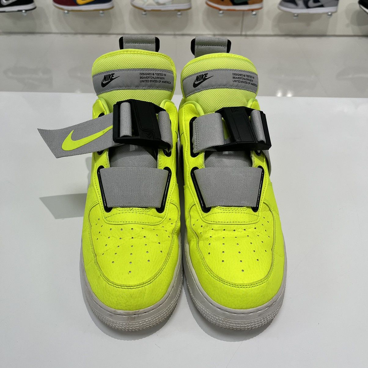 Nike Nike Air Force 1 Utility Volt Size US 12 / EU 45 - 9 Thumbnail