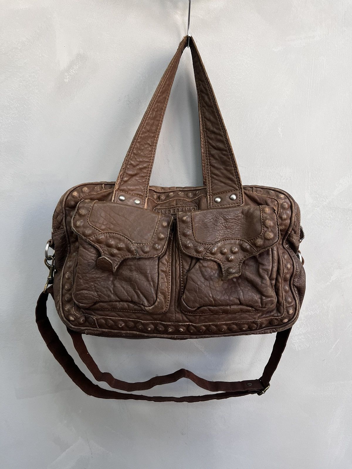 VINTAGE ARCHIVE LEATHER METAL KAMRII STYLE MESSENGER BAG