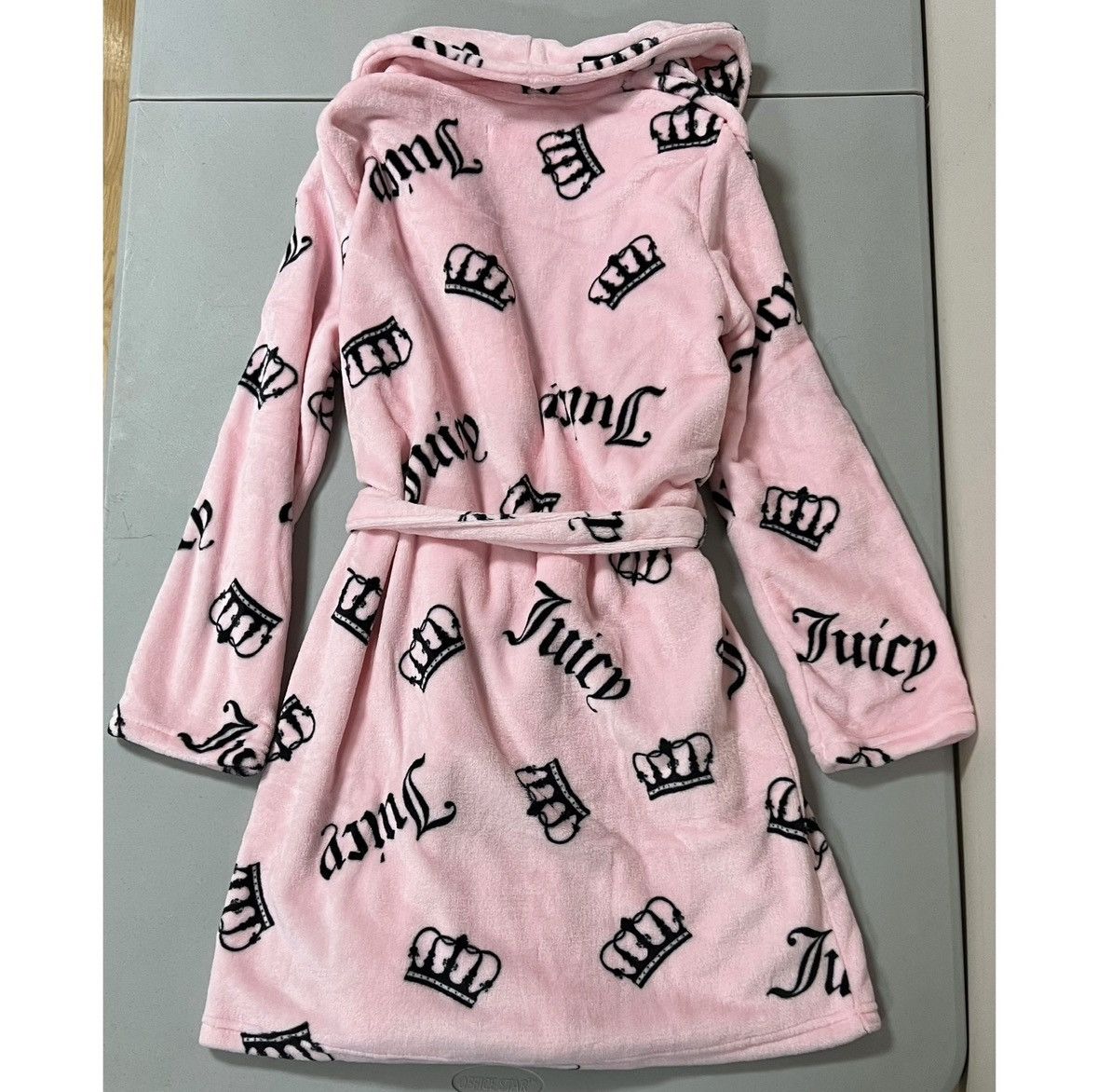 Juicy Couture Juicy Couture Pink Logo Y2K Plush Robe Bathrobe Size S/M 👑✨ Size ONE SIZE - 5 Thumbnail