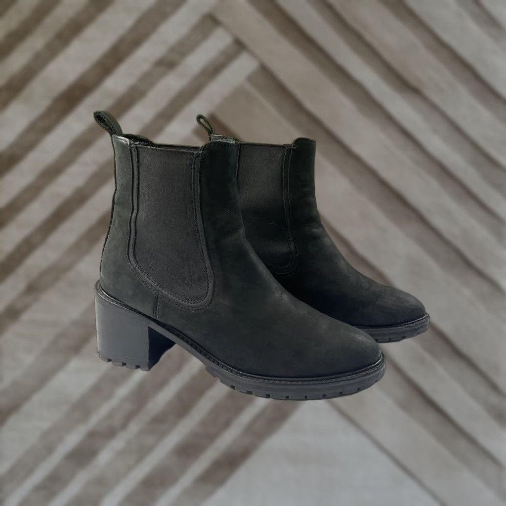 Thursday Boot Company Thursday Boot Co Everyday Knockout Block Heel Boots Women 10 Black Suede Leather Boots Woman Block Heel Leather Black 10 Women Boots Shoes Size US 10 / IT 40 - 1 Thumbnail