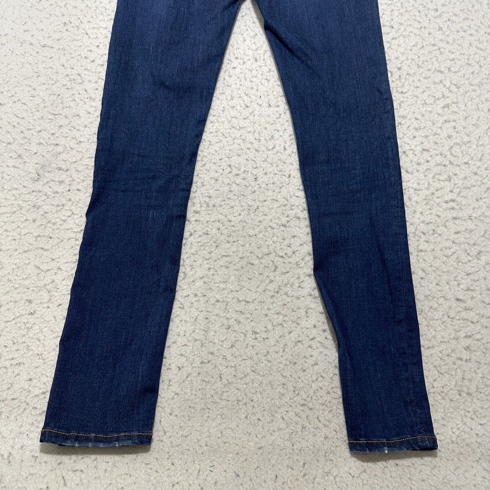 Zara Zara Premium Denim 2 Skinny Leg High Rise Jeans (25x29) Size 26" / US 2 / IT 38 - 7 Thumbnail
