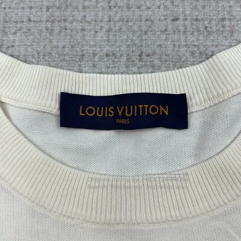 Louis Vuitton Louis Vuitton Duckling Logo Printed Pullover Short Sleeve Size US L / EU 52-54 / 3 - 4 Thumbnail