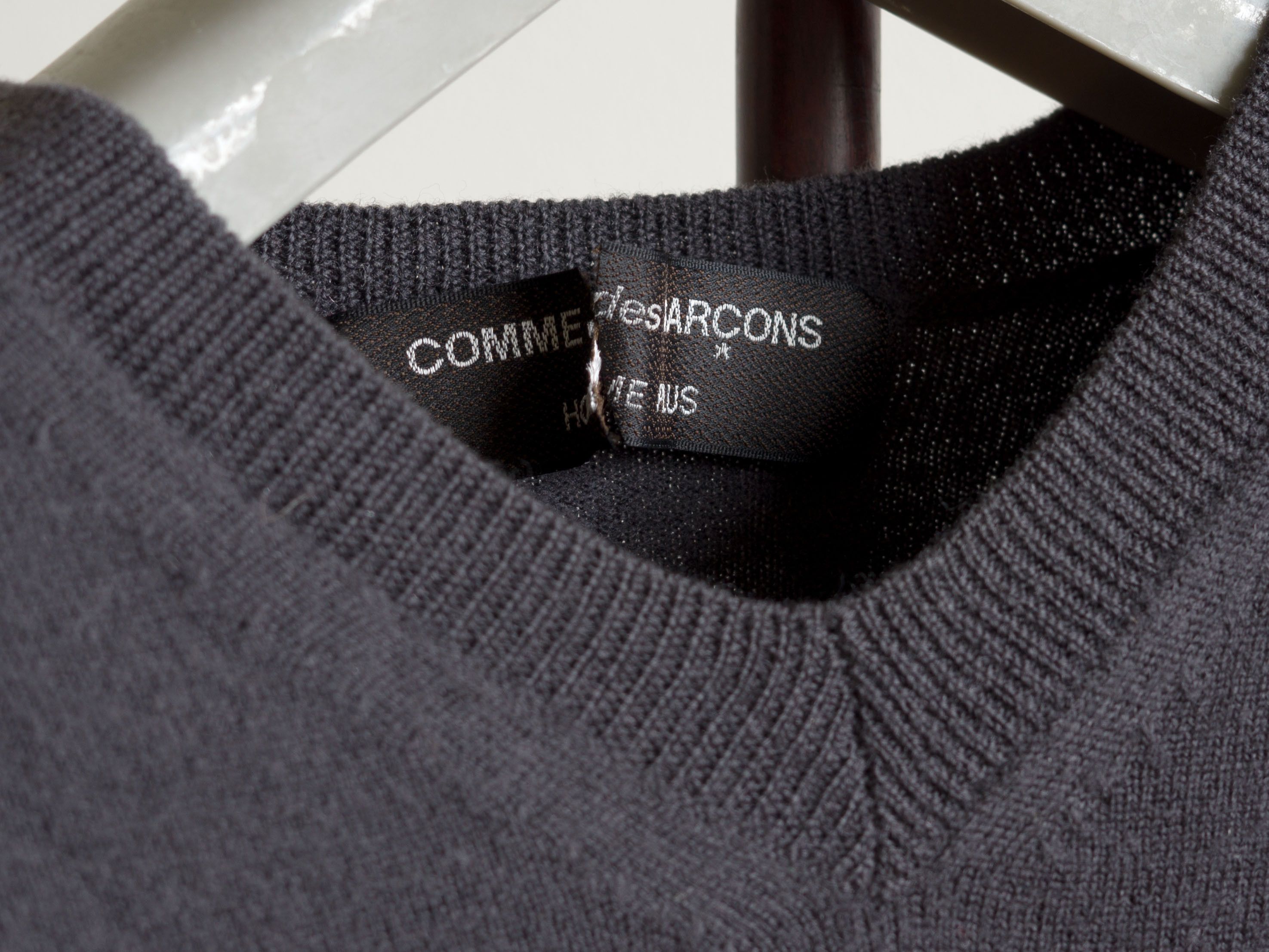 Comme des Garcons Homme Plus AW2004 COMME des GARCONS HOMME PLUS WOOL V-NECK Size US S / EU 44-46 / 1 - 6 Thumbnail
