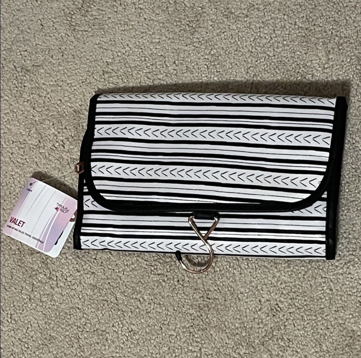 Other Black and White Striped Travel Valet Size ONE SIZE - 1 Thumbnail