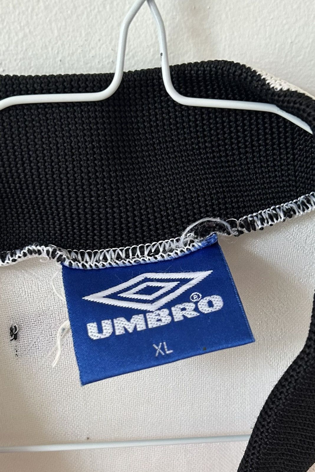 Umbro × Vintage Manchester United 1998/99 away jersey +shorts Size US XL / EU 56 / 4 - 6 Thumbnail