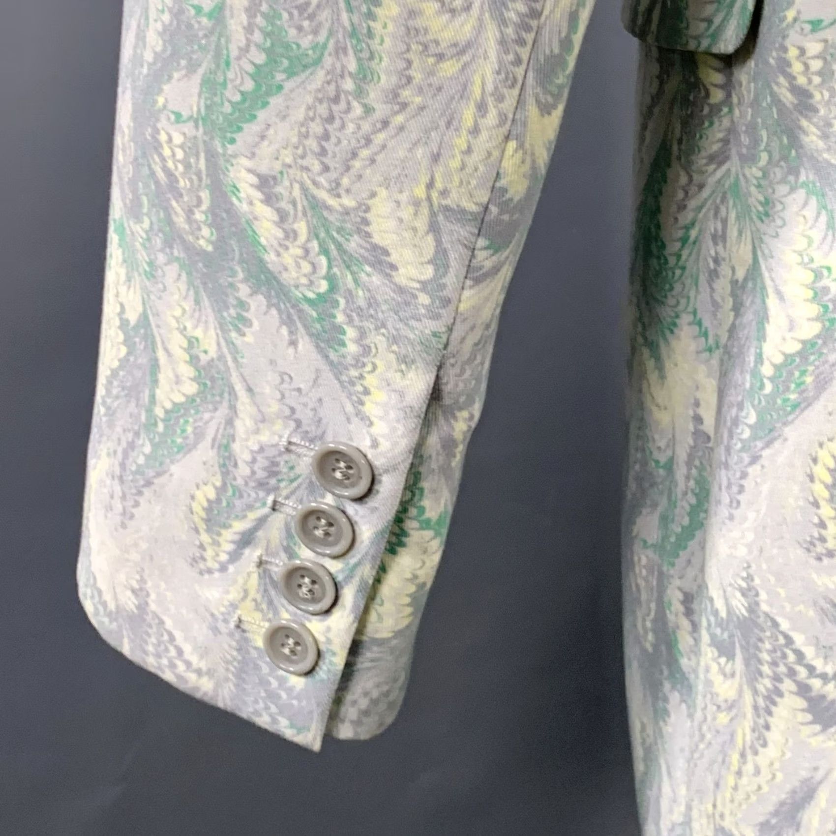 Alexander McQueen ALEXANDER MCQUEEN Vintage Size 40 Grey Green Print Notch Lapel Sport Coat Mens Jacket Size US XXS / EU 40 - 5 Thumbnail