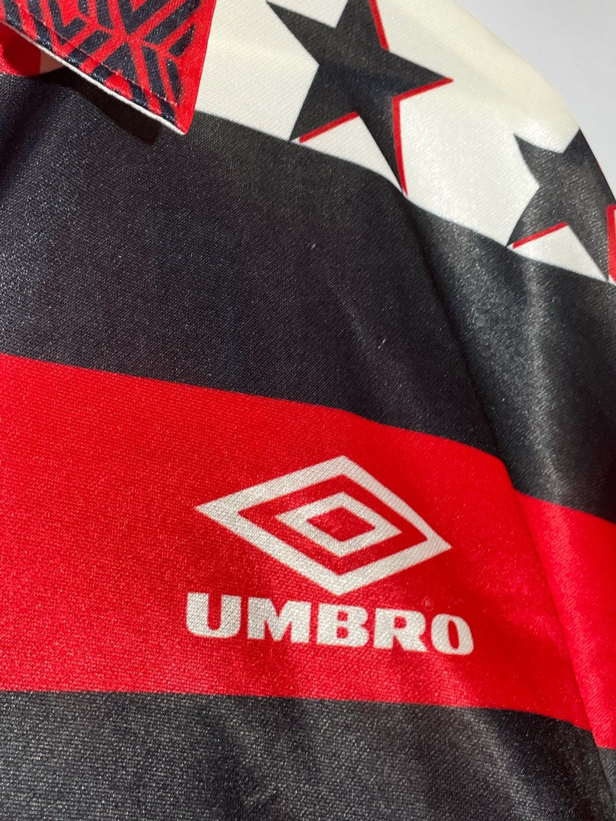 Umbro × Vintage Flamengo Umbro 1995 100th Anniversary Vintage Football Shirt Size US L / EU 52-54 / 3 - 7 Thumbnail