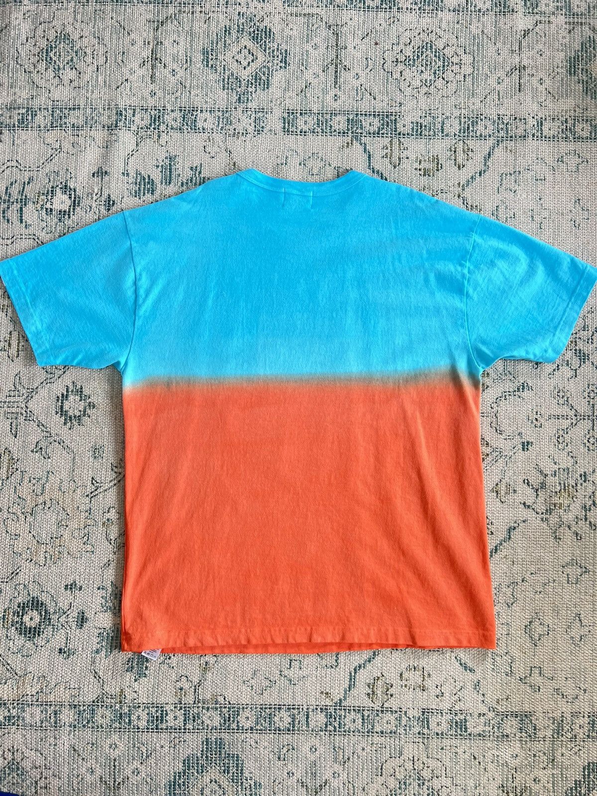 Warren Lotas Un Verano Sin Ti Ombre T-Shirt Size US M / EU 48-50 / 2 - 2 Thumbnail