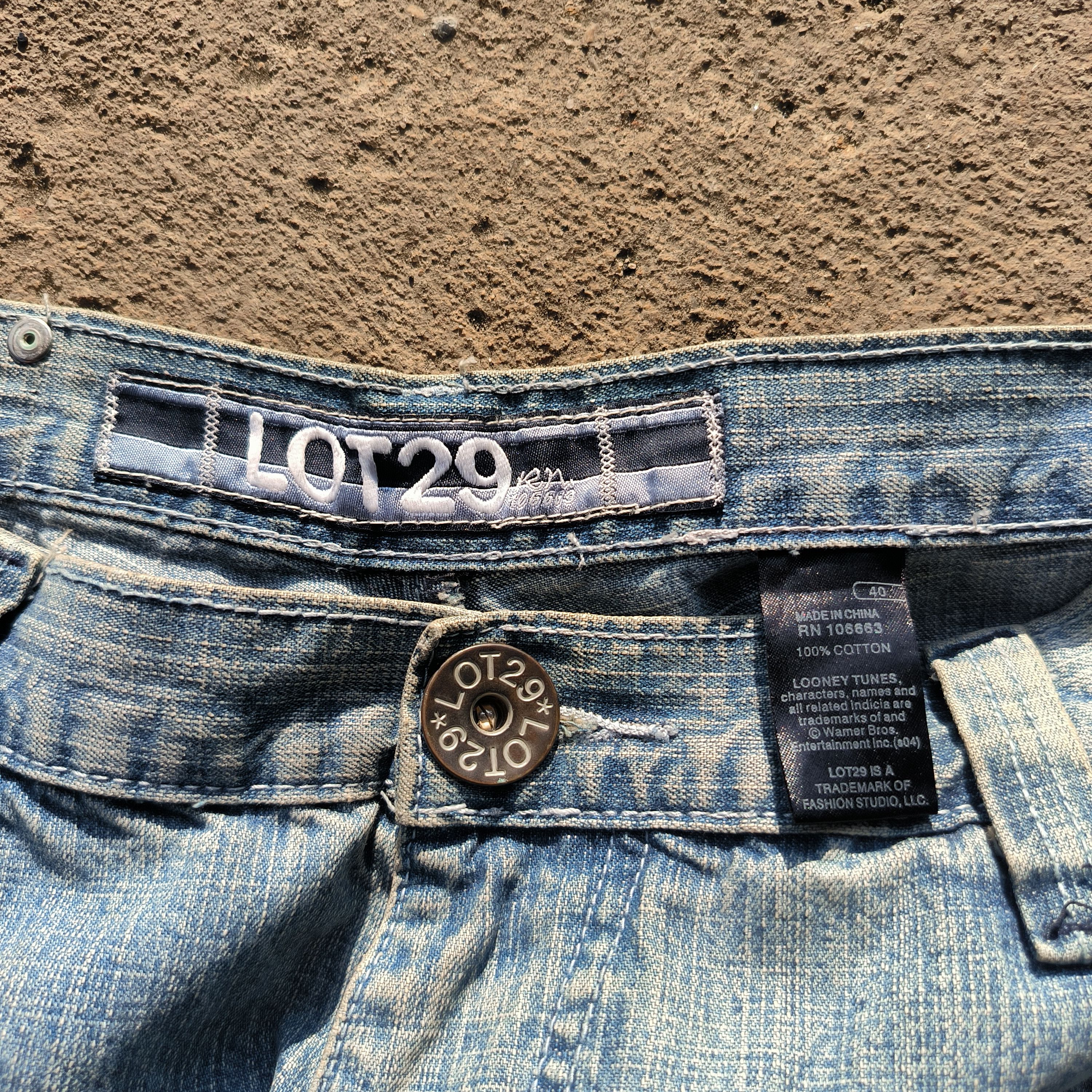 Cartoon Network Vintage 1990s LOT 29 LOONEY TUNES BAGGY JEANS Size US 38 / EU 54 - 6 Thumbnail