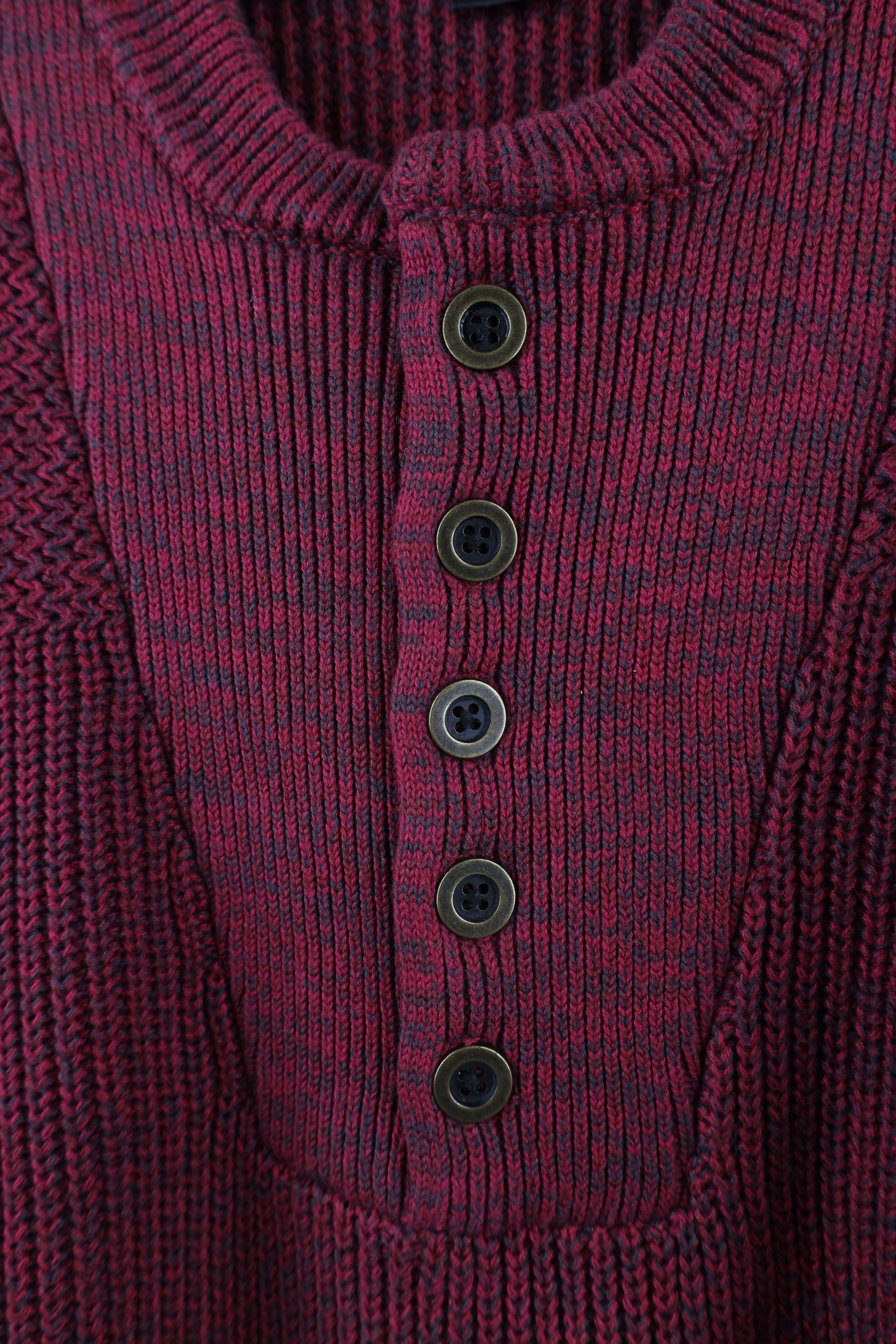 Vintage Vintage 90s Streetwear Chunky Ribbed Knit Henley Sweater Red Size US L / EU 52-54 / 3 - 4 Thumbnail