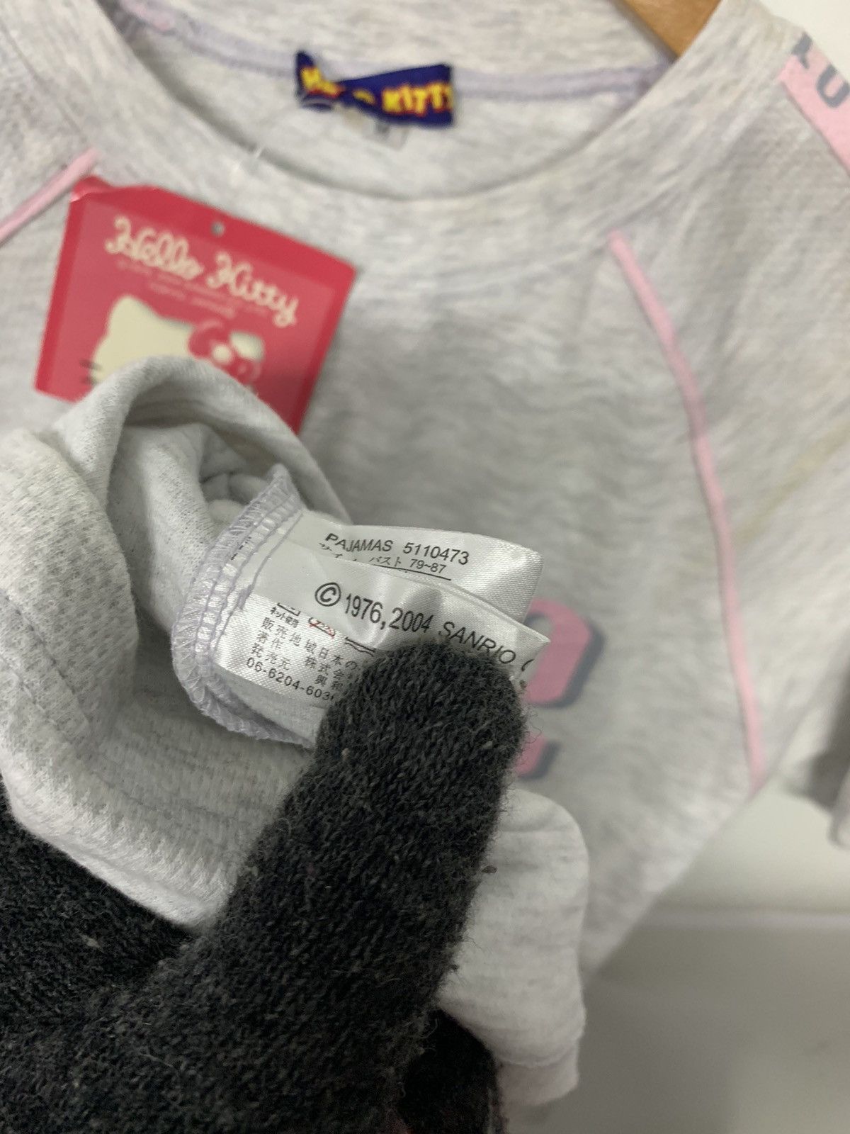 Japanese Brand Vintage Hello Kitty Big Logo With Tag T Shirt Size M / US 6-8 / IT 42-44 - 6 Thumbnail