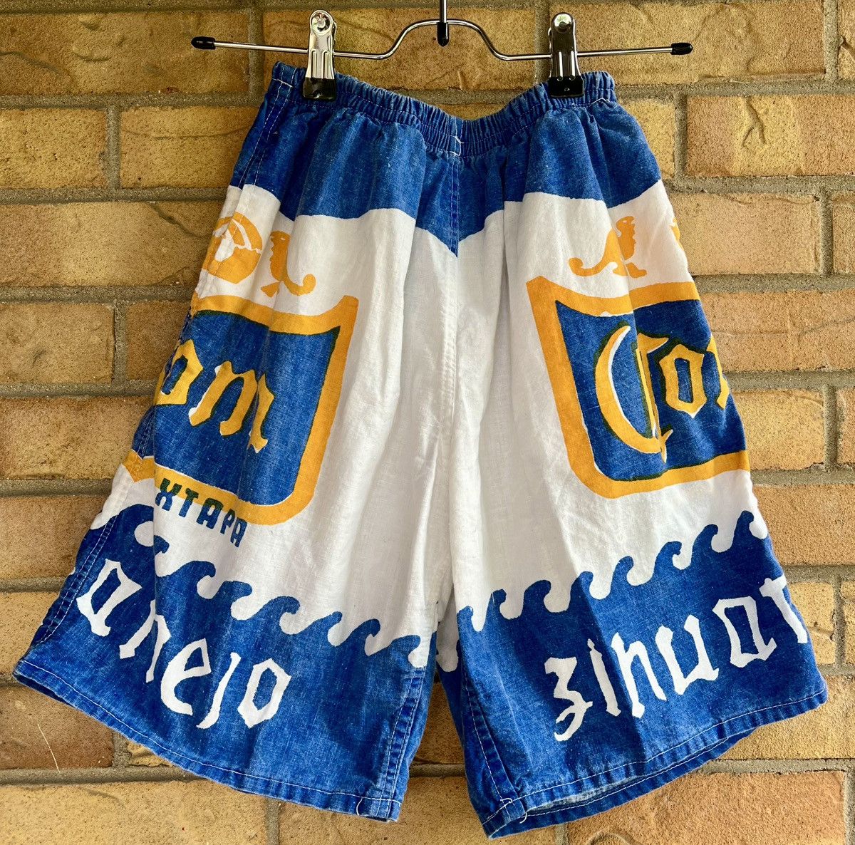 Other Corona Shorts Size US 26 / EU 42 - 1 Thumbnail
