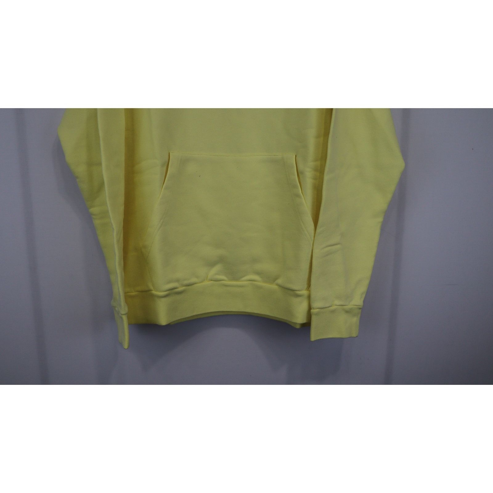 Palm Angels o1rshd1 Capri Sprayed Hoody in Baby Yellow Size US L / EU 52-54 / 3 - 6 Thumbnail
