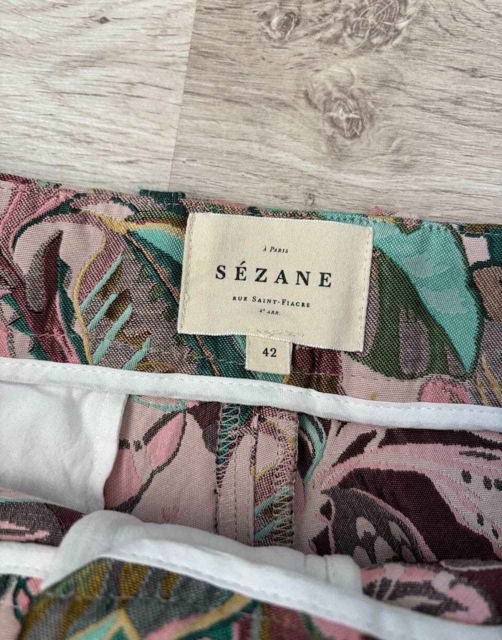 Sezane Sezane monogram flowers pants ws size 42 Size 28" / US 6 / IT 42 - 10 Thumbnail