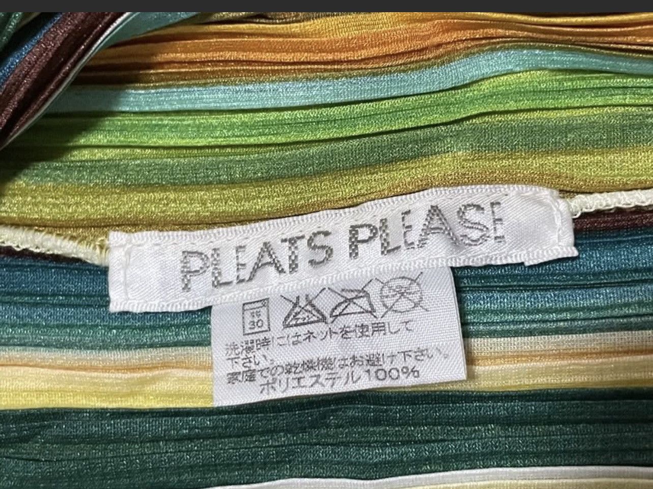 Issey Miyake × Japanese Brand × Pleats Please Issey Miyake 🔥Issey Miyake pleats please colorful top Size US S / EU 44-46 / 1 - 5 Thumbnail