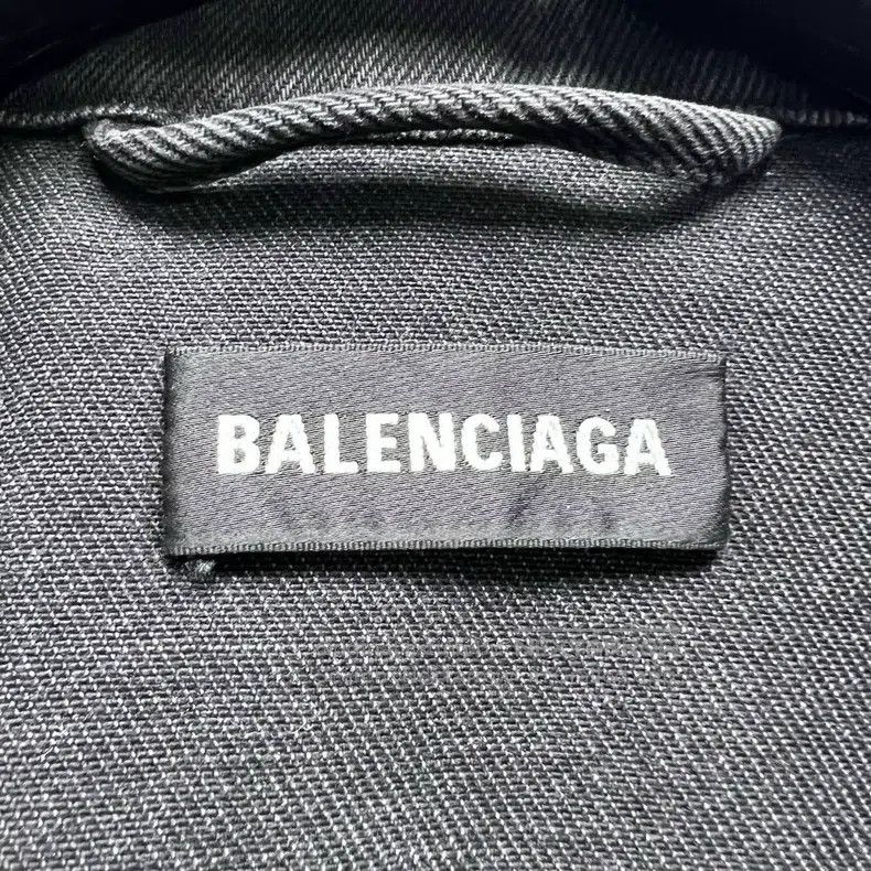 Balenciaga Balenciaga Collar Colorful Embroidered Denim Jacket Size US M / EU 48-50 / 2 - 3 Thumbnail
