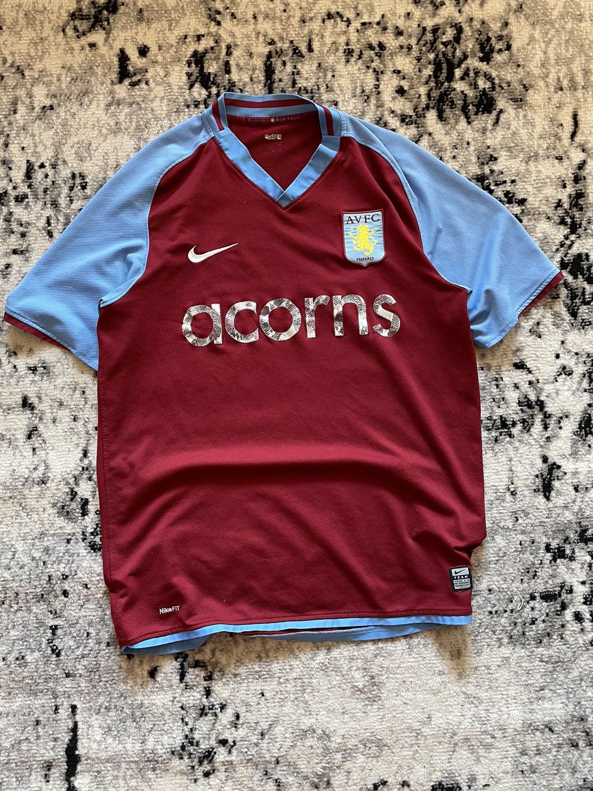 Nike × Vintage Vintage Aston Villa Jersey Home Kit Streetwear Y2k Sk8 L Size US L / EU 52-54 / 3 - 1 Thumbnail