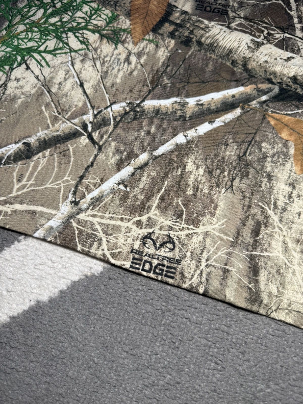 Nike Nike SB Realtree Camo All Over Print Loose Fit T-shirt Size US M / EU 48-50 / 2 - 11 Thumbnail