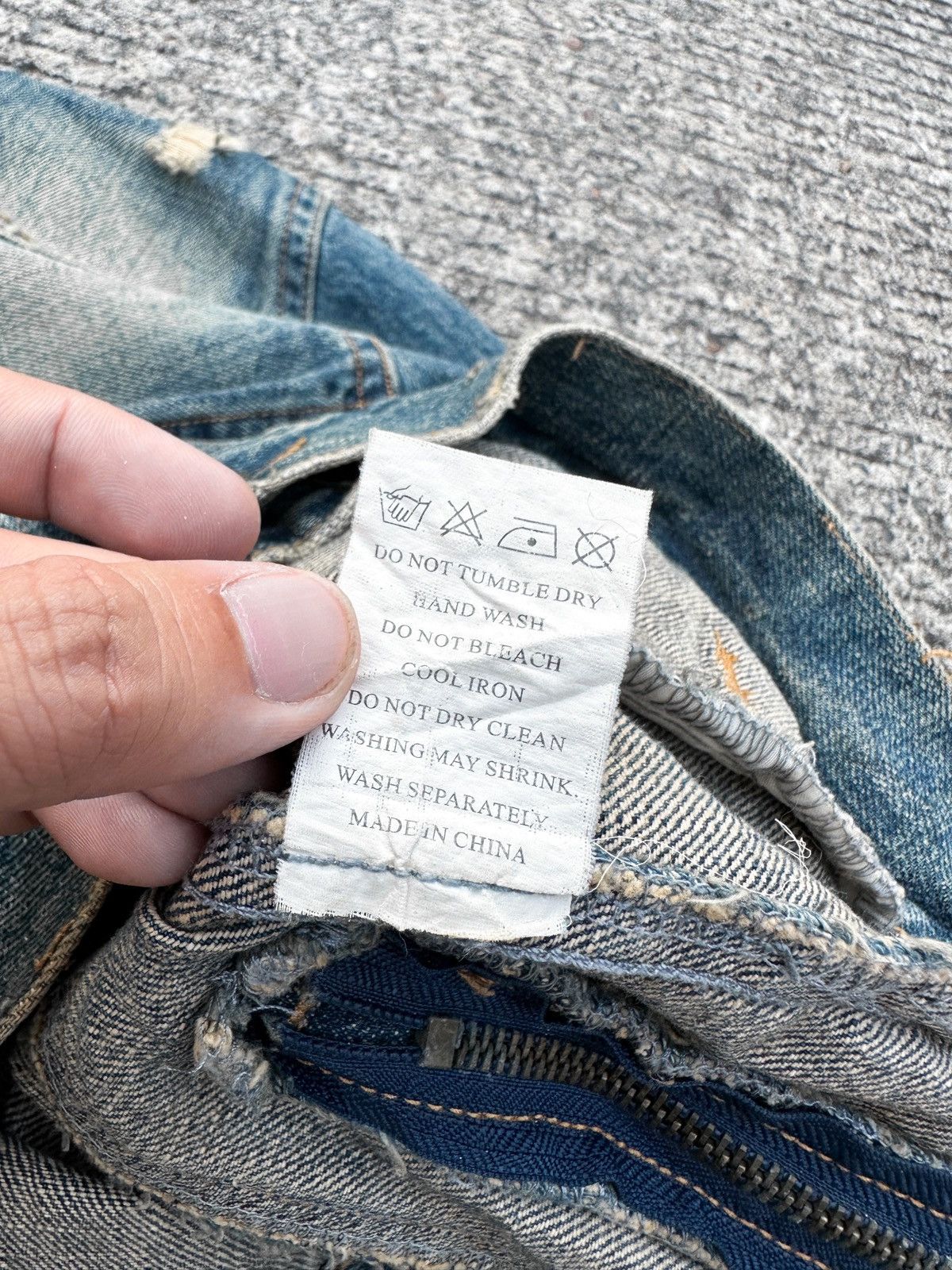 If Six Was Nine × Japanese Brand × Tornado Mart 2000’s Midas Damage Washed Denim Jacket Size US L / EU 52-54 / 3 - 22 Thumbnail