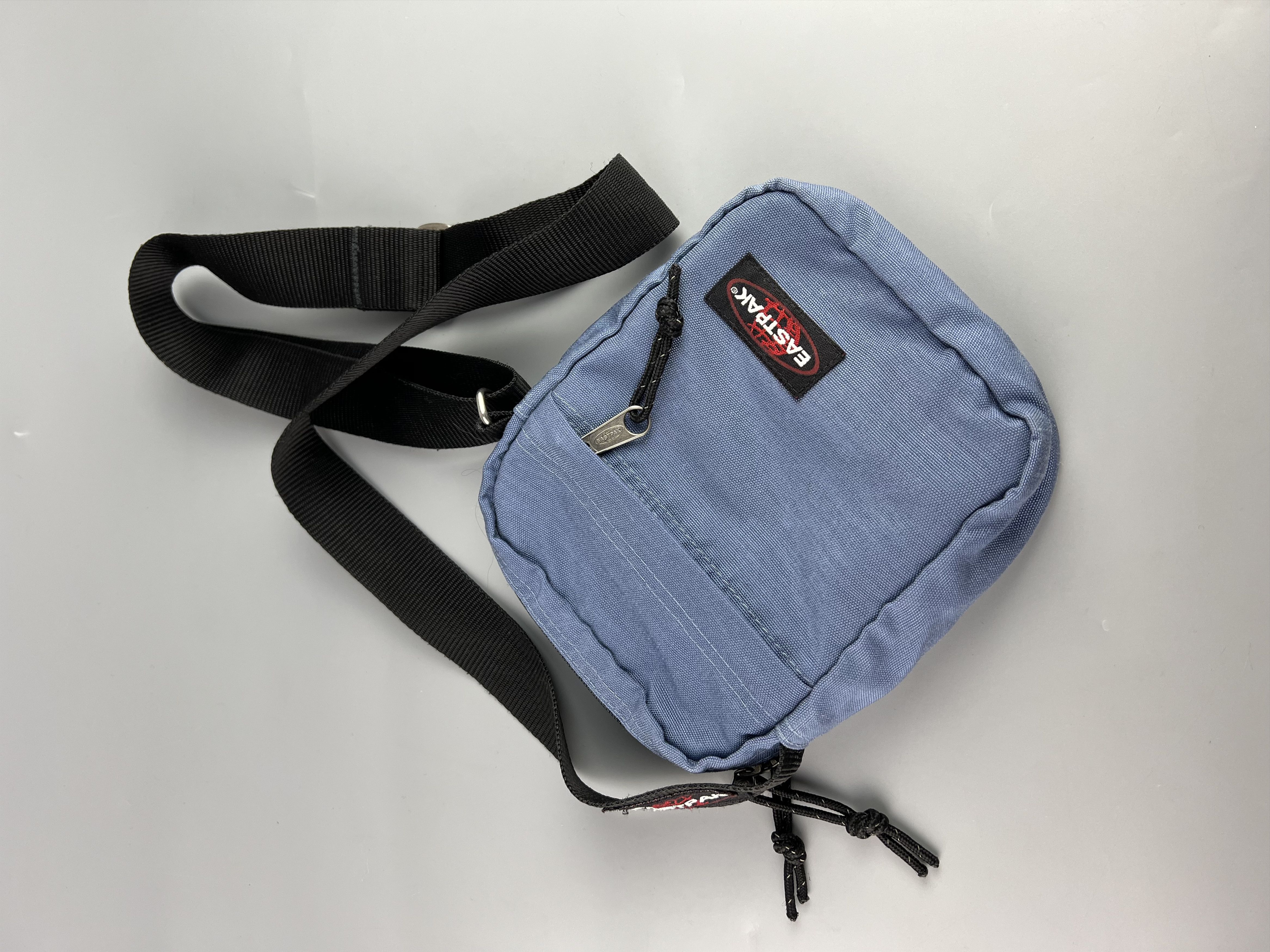 Eastpak × Vintage Eastpak Vintage Crossbody Bag Size ONE SIZE - 1 Thumbnail