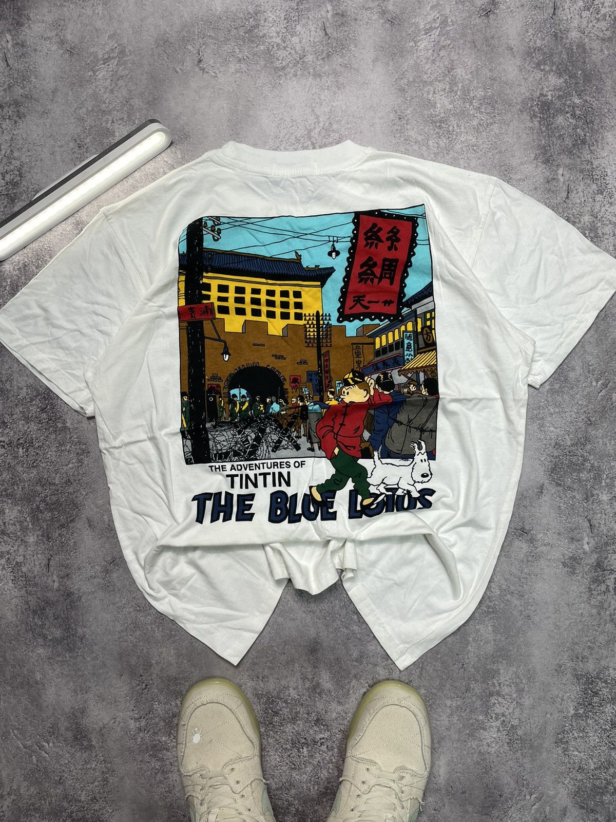 Cartoon Network Vtg Tintin Blue Lotus Comic Graphic Tee XL Size US XL / EU 56 / 4 - 4 Thumbnail