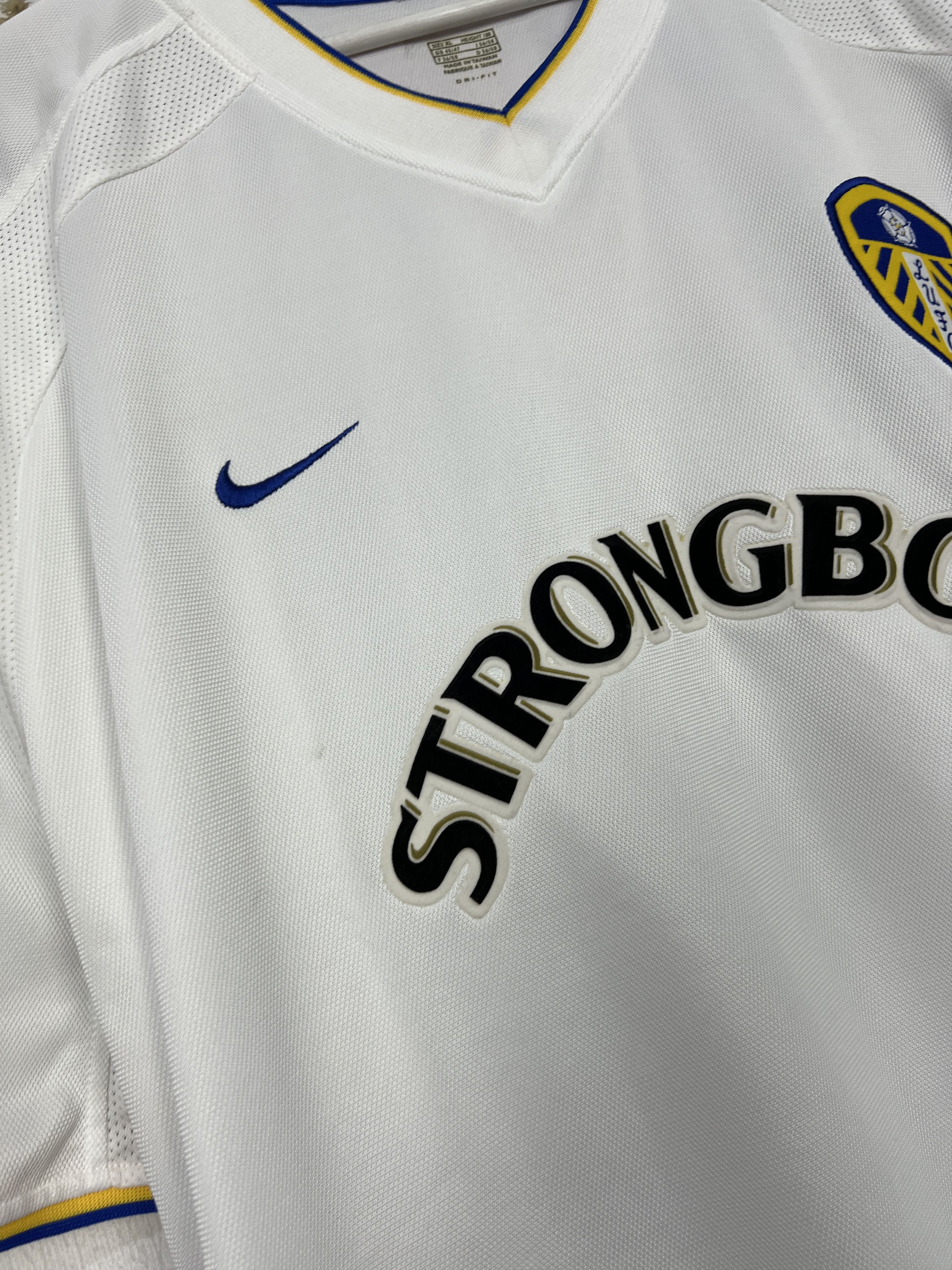 Nike Leeds United Home football shirt 2000 Soccer Nike Jersey Size US XL / EU 56 / 4 - 5 Thumbnail
