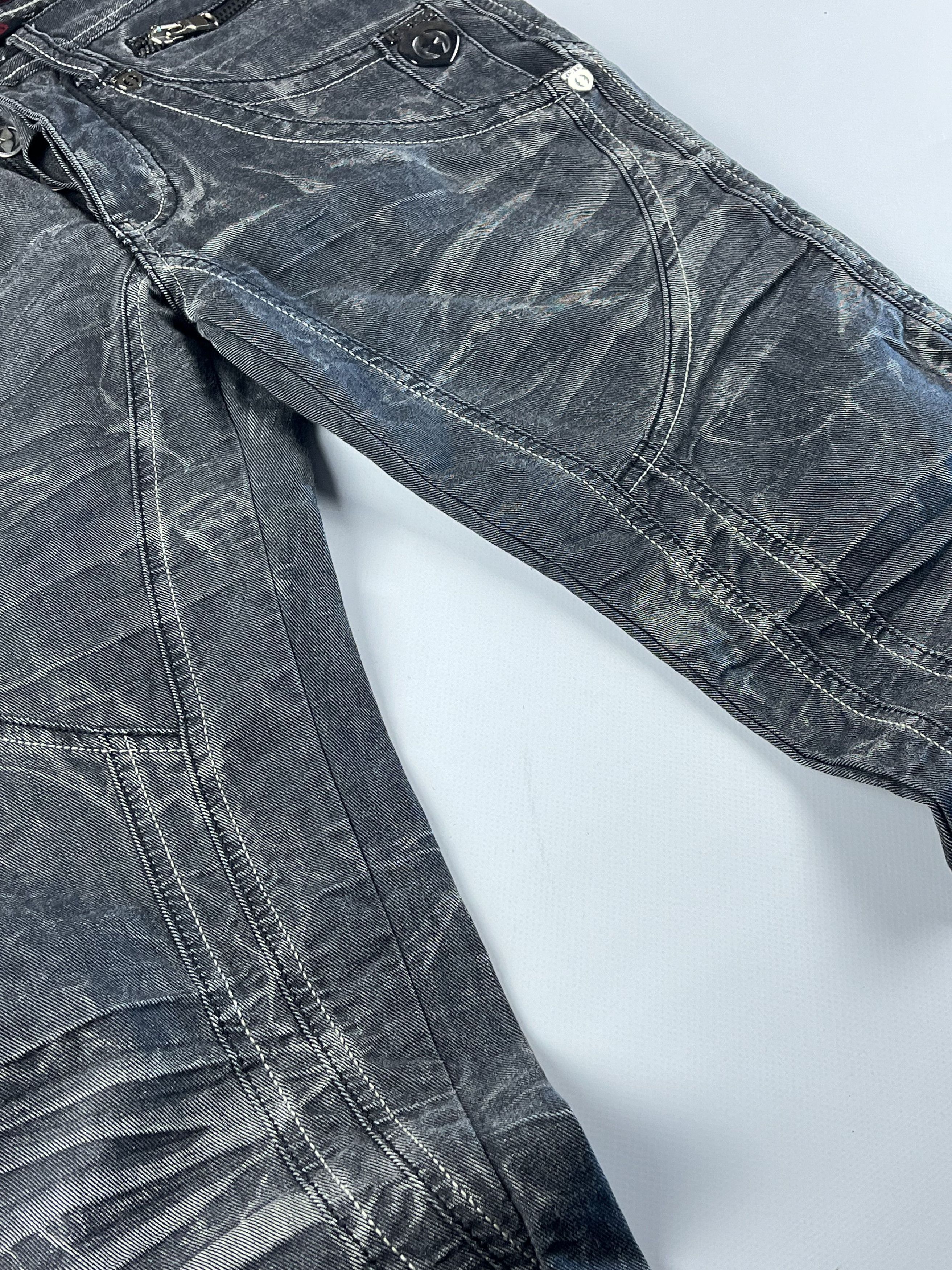 Japanese Brand Rare Avantgarde Vintage Faded Jean Size US 31 - 7 Thumbnail