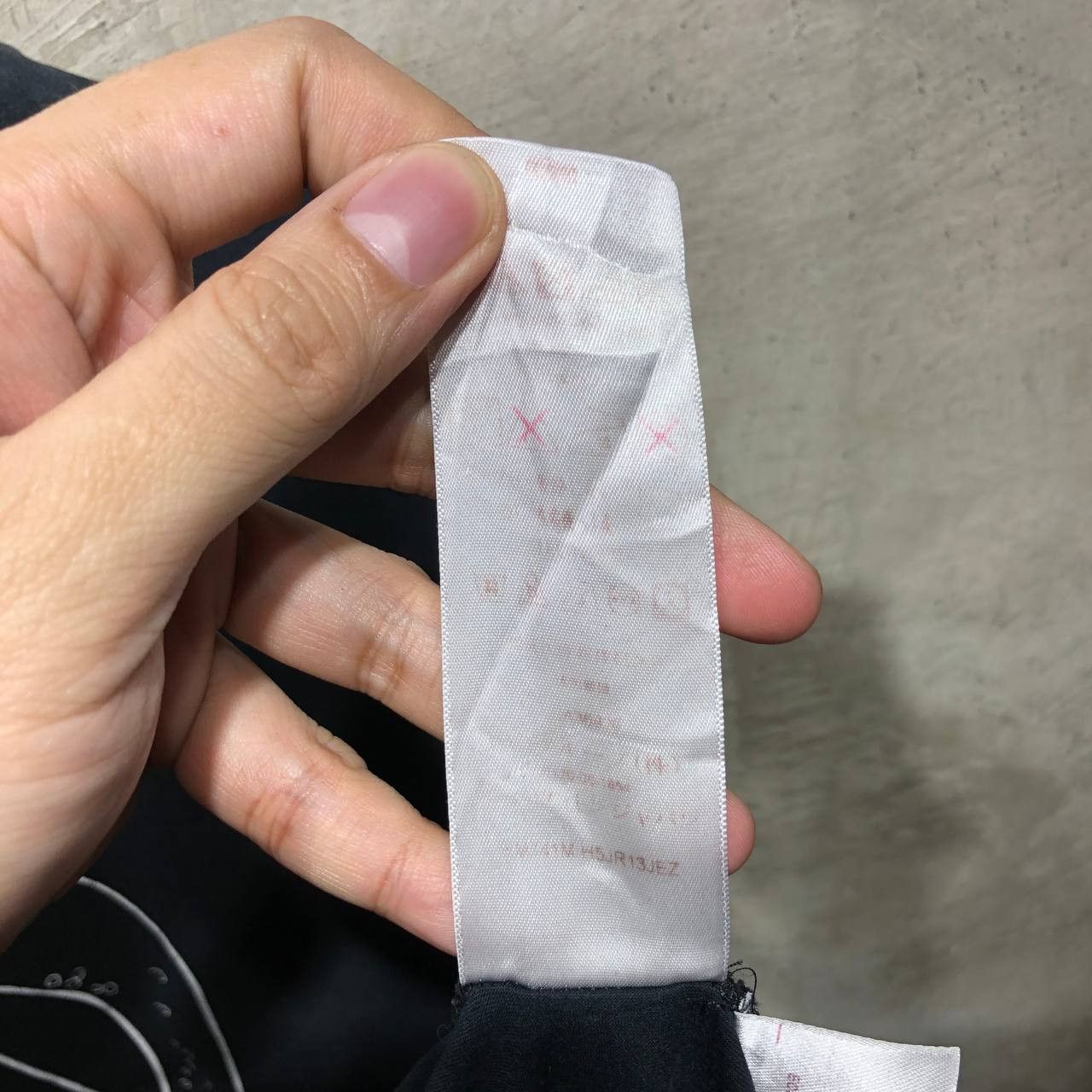 Louis Vuitton Louis Vuitton Pretzel Tee Size US L / EU 52-54 / 3 - 11 Thumbnail