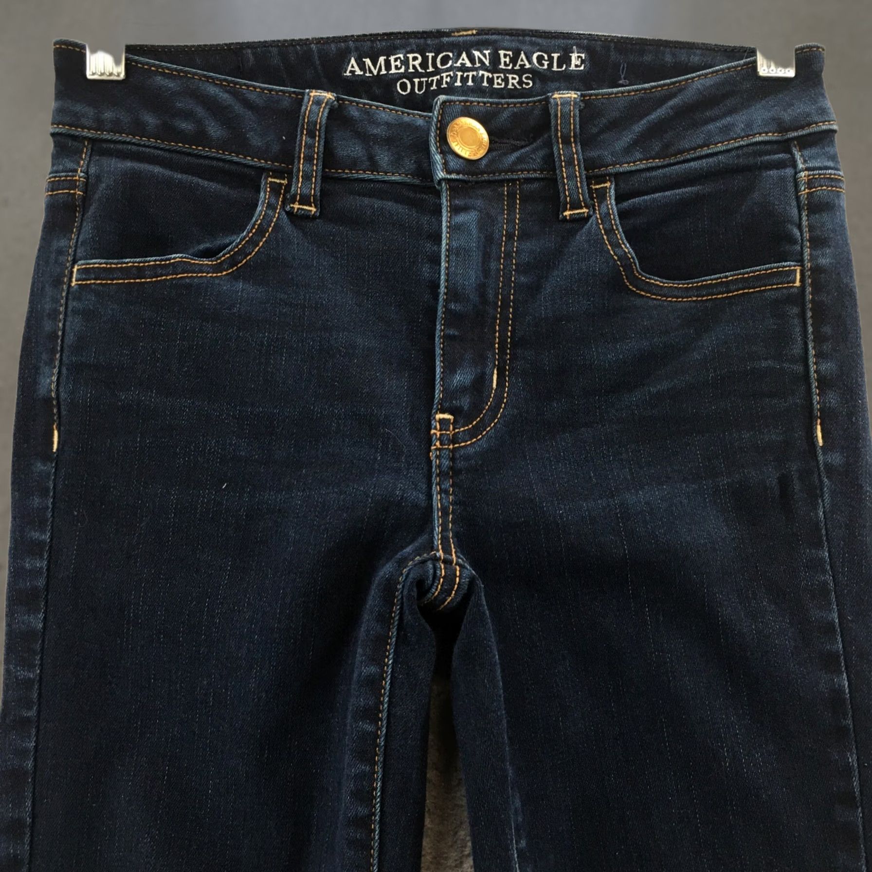 American Eagle Outfitters American Eagle Outfitters Jegging Jeans Womens 2R Blue Denim Regular Rise Jeans Women's Denim Blue 2R Jegging Size 26" / US 2 / IT 38 - 1 Thumbnail