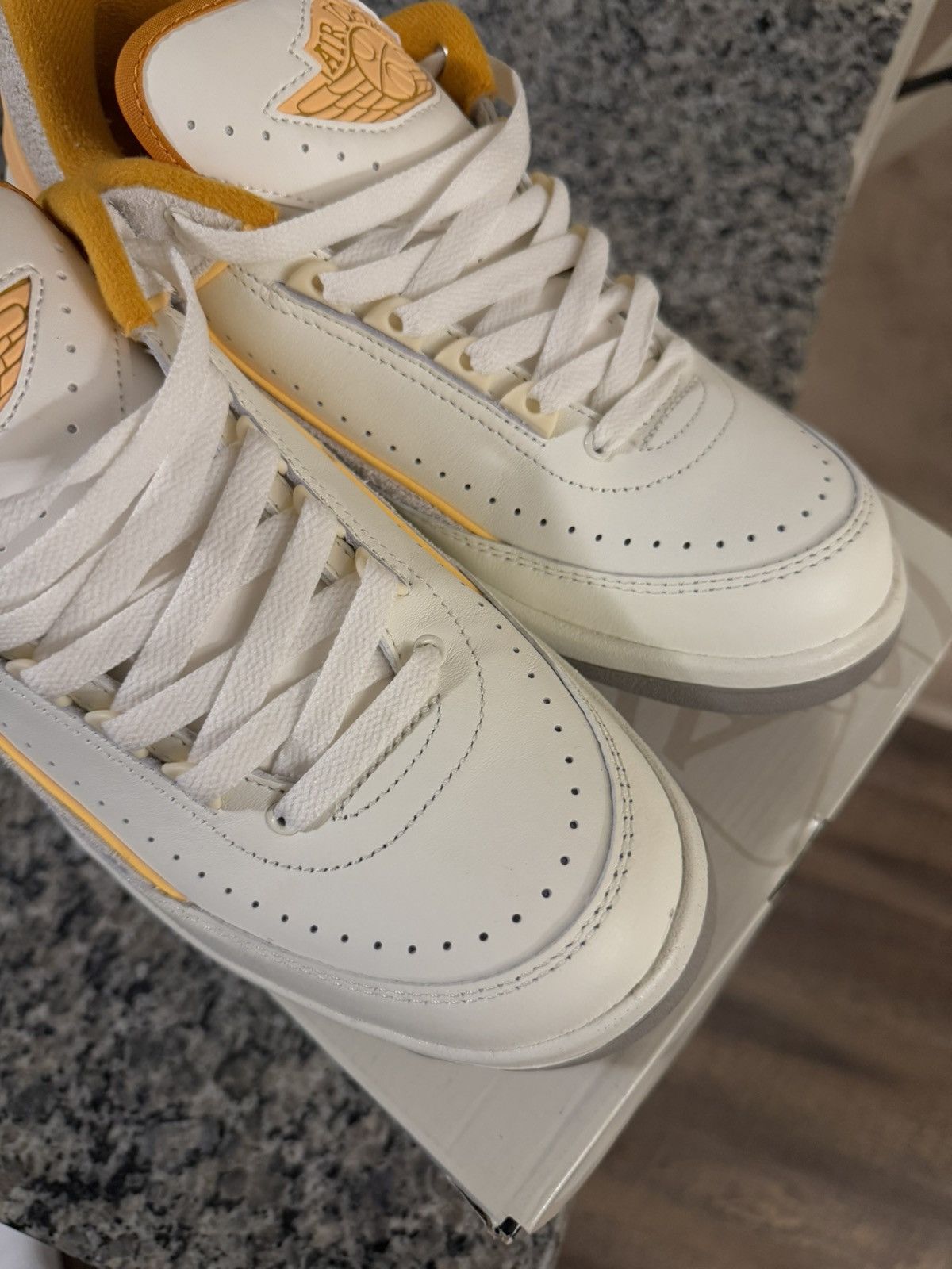 Jordan Brand × Nike Jordan 2 Lowtop Craft Melon (DV9956-118) Size 10 Size US 10 / EU 43 - 13 Thumbnail