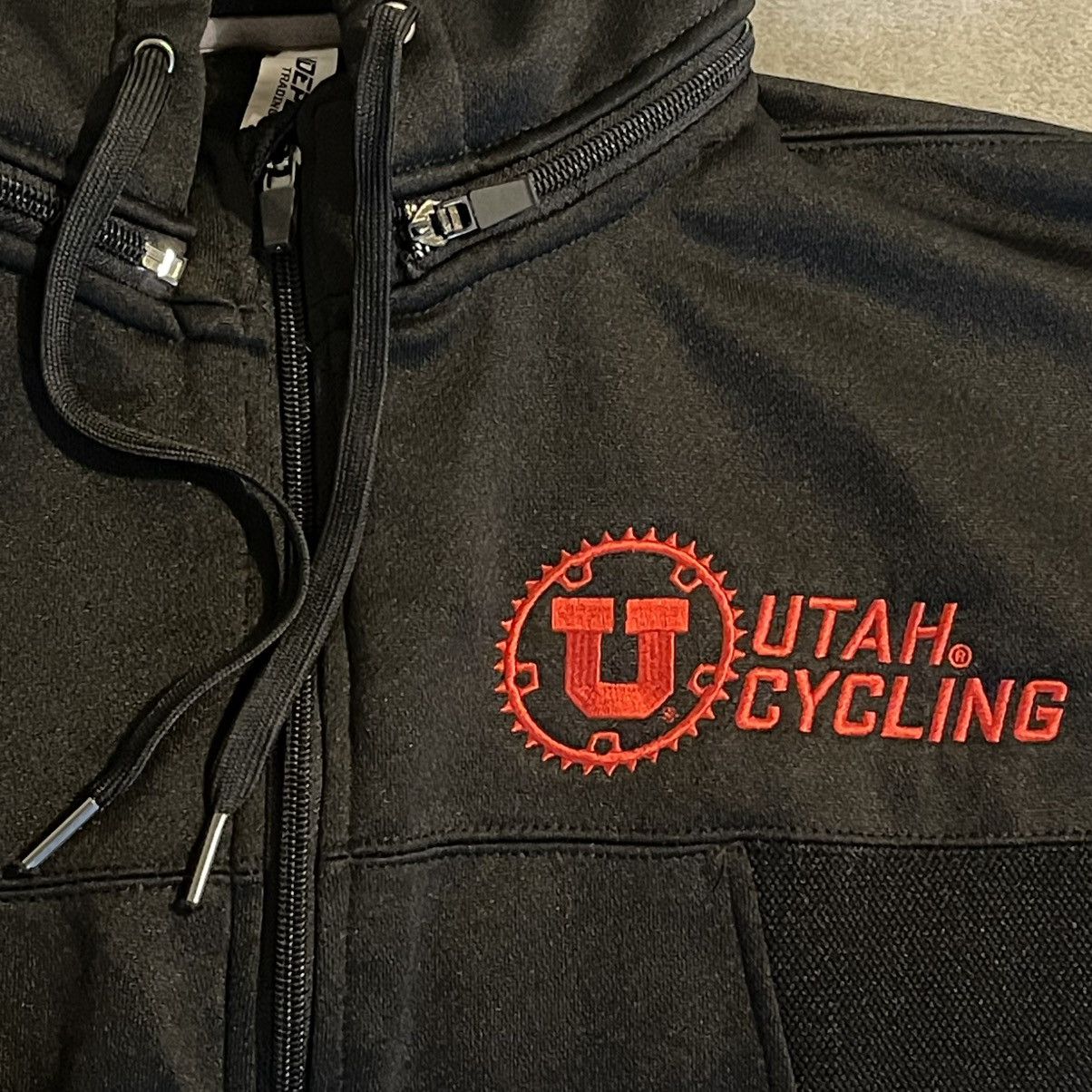 Independent Trading Co. Utah Cycling Jacket Men Small Black Full Zip Athletic Hooded Size US S / EU 44-46 / 1 - 6 Thumbnail