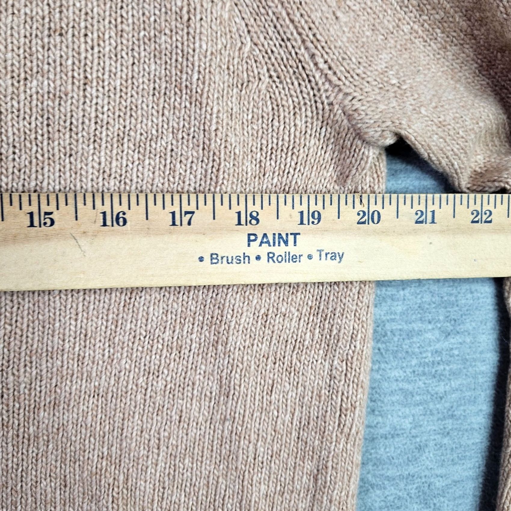 Vintage 360Cashmere Beige Mock Neck Sweater Size Large Women Knit Solid Long Sleeve Casual, All Seasons, Regular Fit Size L / US 10 / IT 46 - 3 Thumbnail