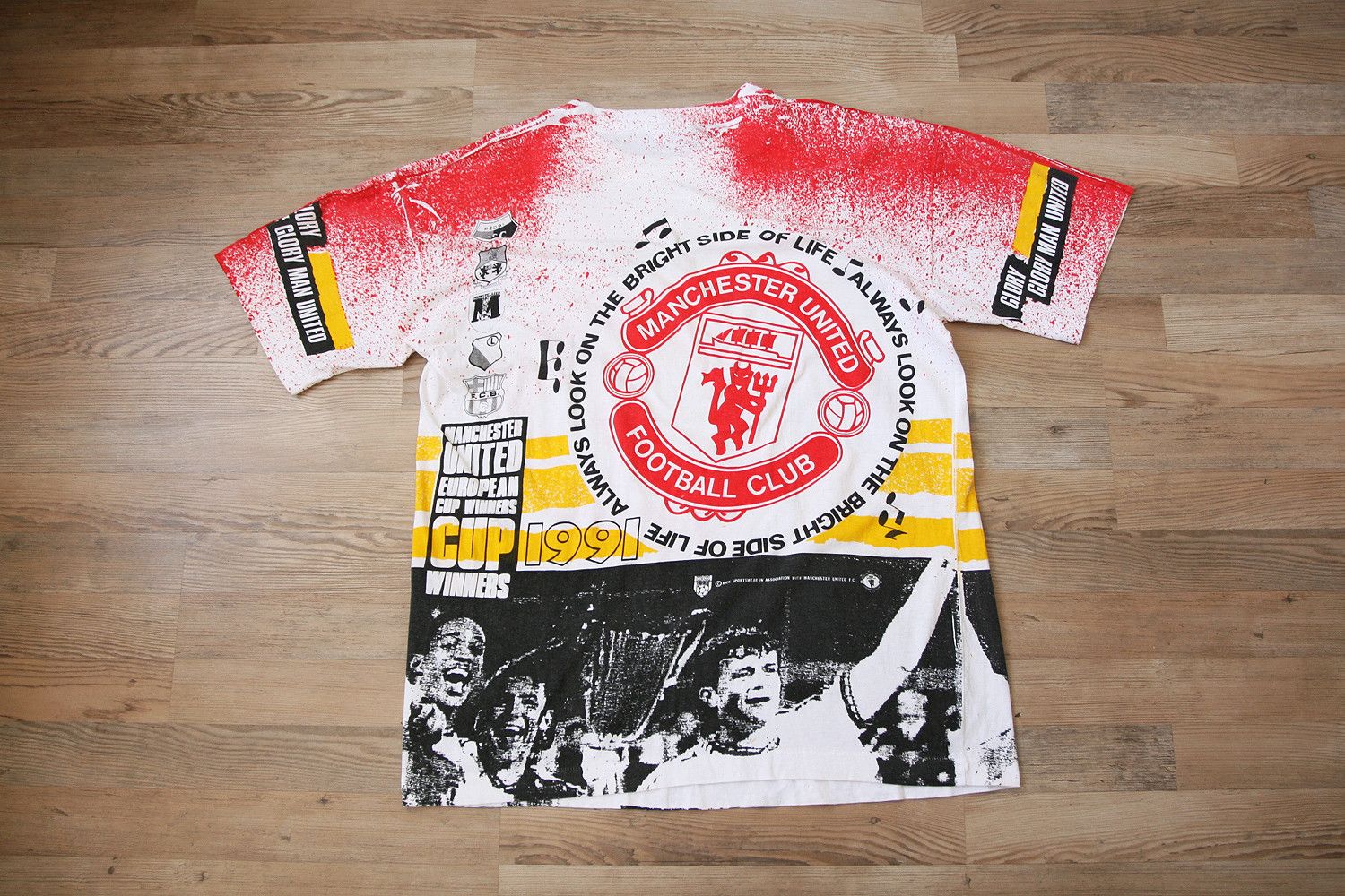 Vintage Vintage 90s Manchester United AOP Graphic T shirt XL Rare Size US L / EU 52-54 / 3 - 8 Thumbnail