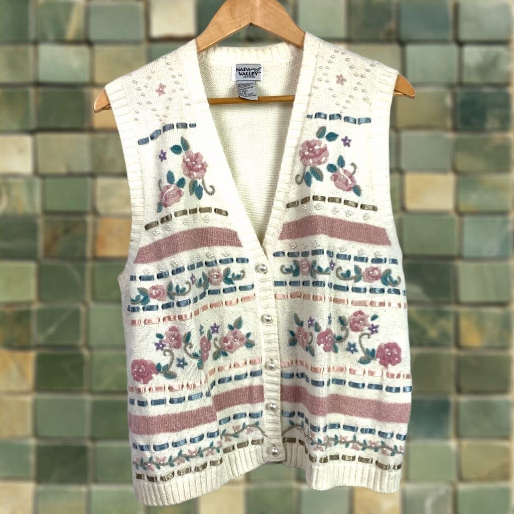 Vintage VINTAGE Napa Valley Petites Cardigan Sweater Vest M Ivory 80% Acrylic 20% Nylon Boho Womens Size M / US 6-8 / IT 42-44 - 1 Thumbnail