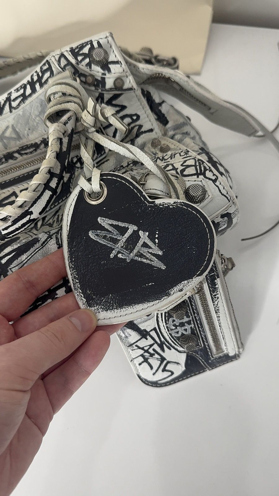Balenciaga ✅Balenciaga Neo Cagole Graffiti XS Size ONE SIZE - 4 Thumbnail