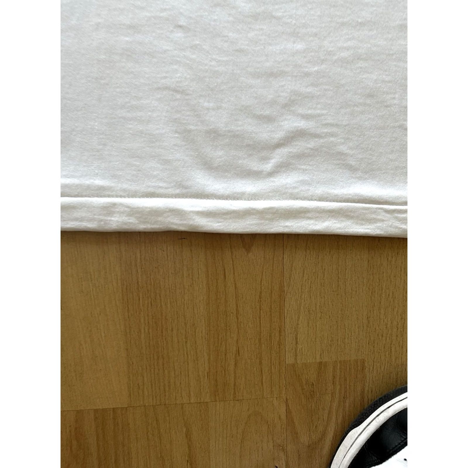 Fruit Of The Loom VINTAGE 90s Fruit of the Loom T-Shirt XL White Crew Neck Short Sleeve Single Stitch NWOT 101 Dalmatians 5 Seconds of Summer A Bug's Life 90s Size US XL / EU 56 / 4 - 6 Thumbnail