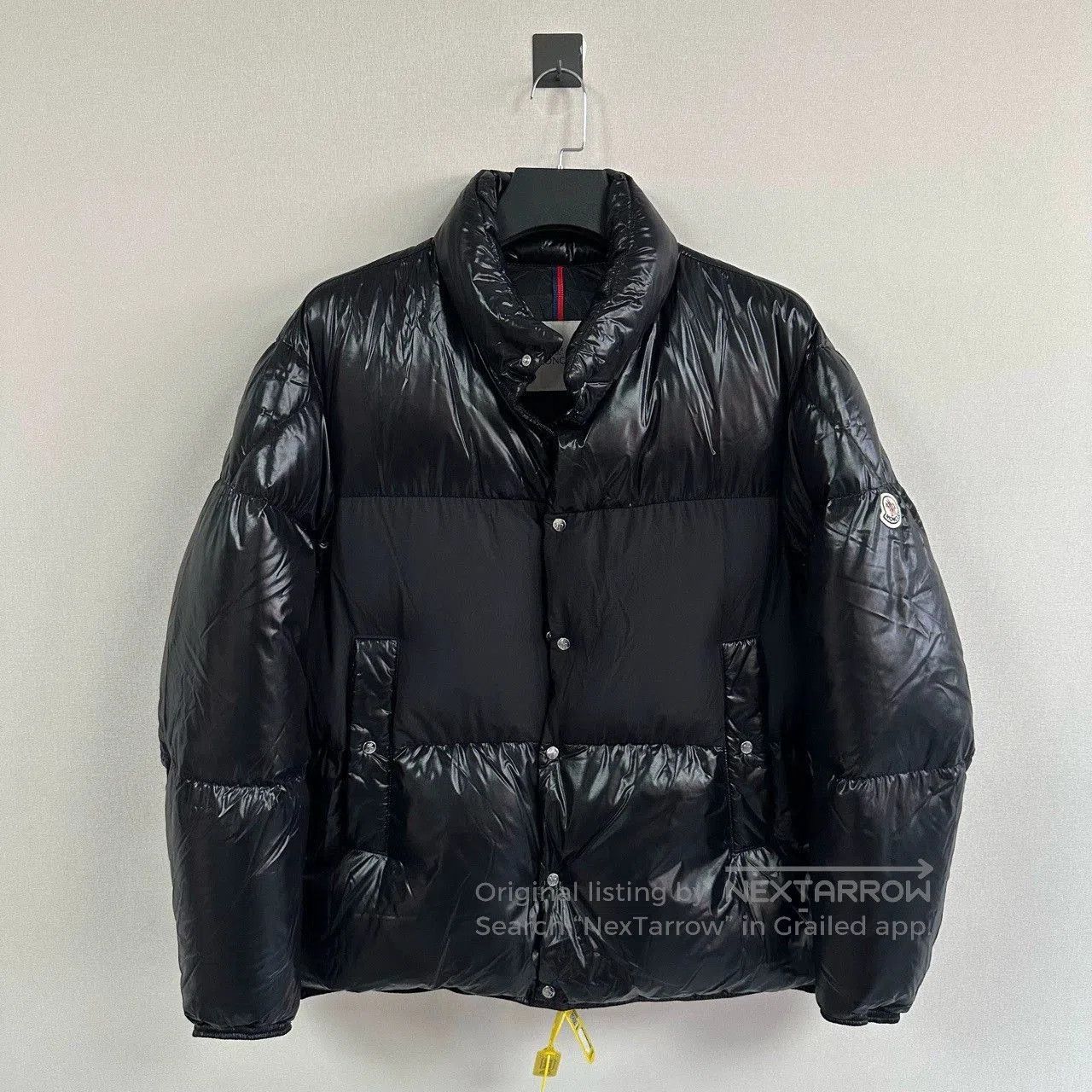 Moncler moncler black quilted logo collar down jacket. Size US L / EU 52-54 / 3 - 1 Thumbnail