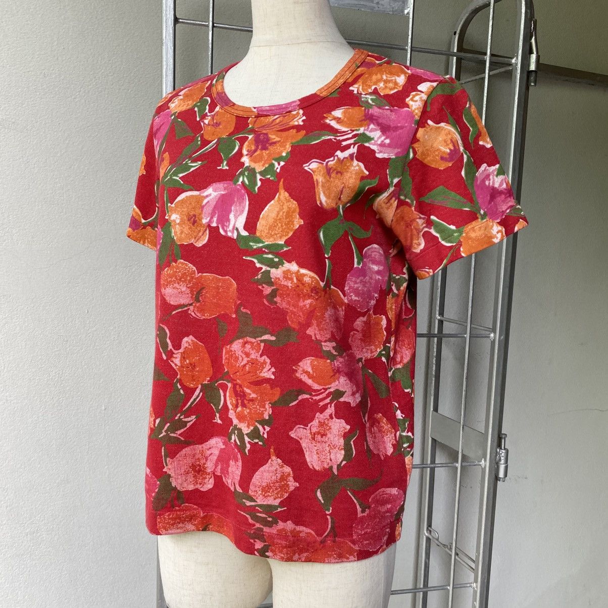 Comme des Garcons Comme des Garcons Red Floral Tee Size S / US 4 / IT 40 - 16 Thumbnail