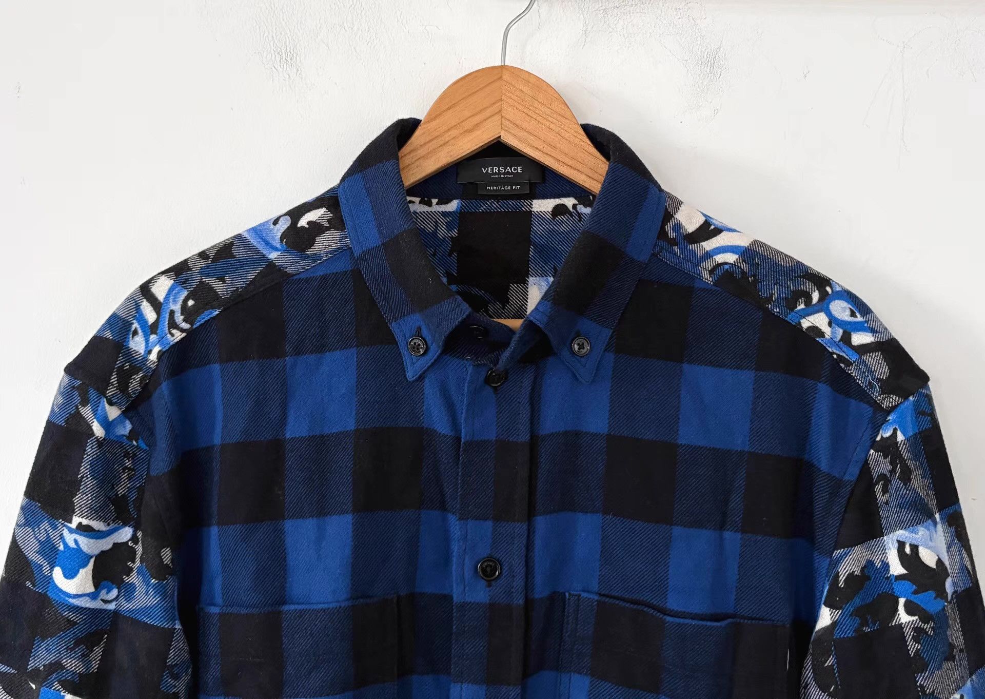 Versace Versace Men's Checkered Shirt Ｑ21 Size US M / EU 48-50 / 2 - 3 Thumbnail