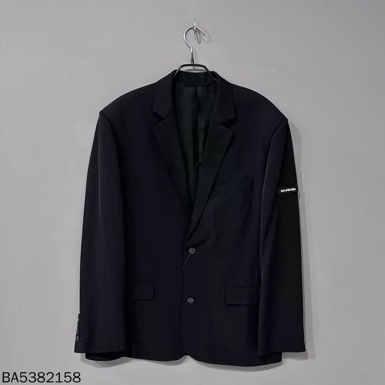 Balenciaga Balenciaga A suit with armband all over that inside blazer Size XS / US 0-2 / IT 36-38 - 1 Thumbnail
