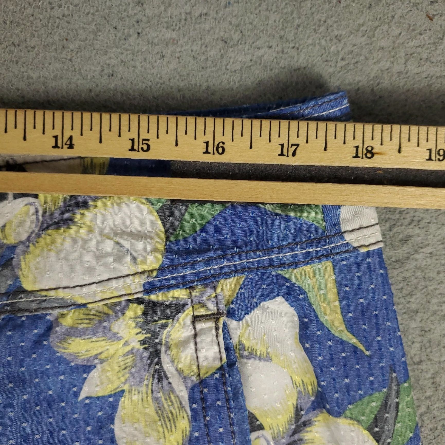 Tommy Bahama Tommy Bahama Shorts Mens 34 Blue Floral Swim Trunks Relax Board Shorts Summer Size US 34 / EU 50 - 4 Thumbnail