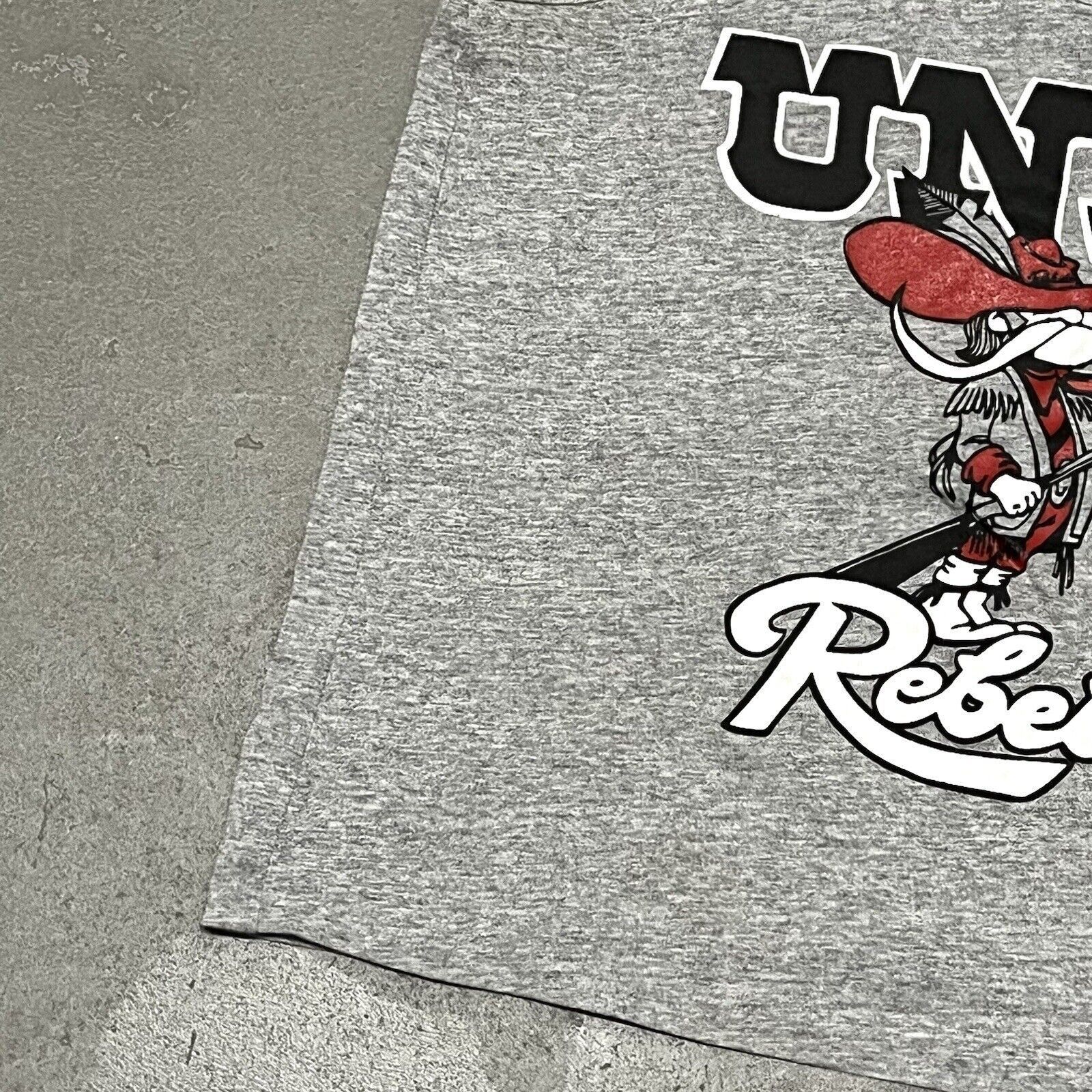 Other Vintage 1990’s NCAA UNLV Running Rebels Tank top Medium Size US M / EU 48-50 / 2 - 5 Thumbnail