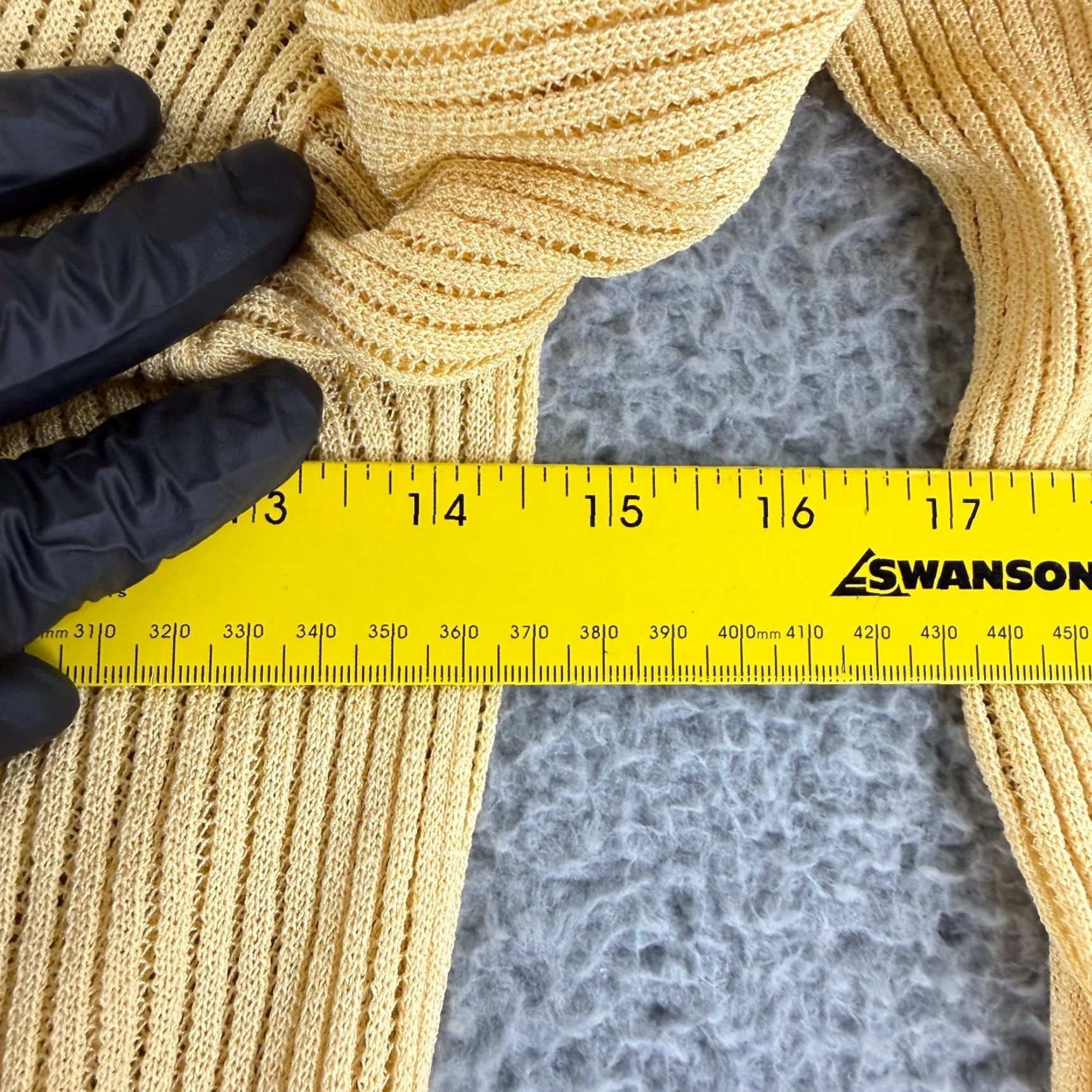 Uniqlo Uniqlo Cardigan Sweater Womens M Yellow Long Sleeve V-Neck Knit Open-Knit Casual Preppy Paris Pattern Solid Size M / US 6-8 / IT 42-44 - 5 Thumbnail